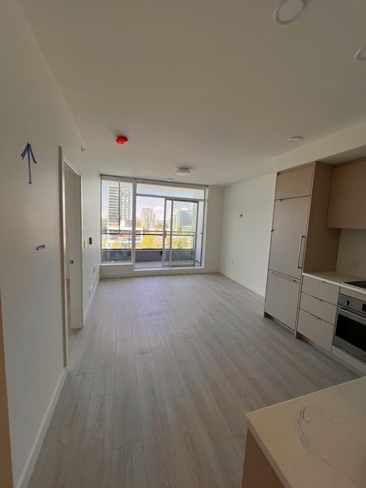 706 - 13675 107a Avenue, Surrey, V3T 2H2 — photo 1