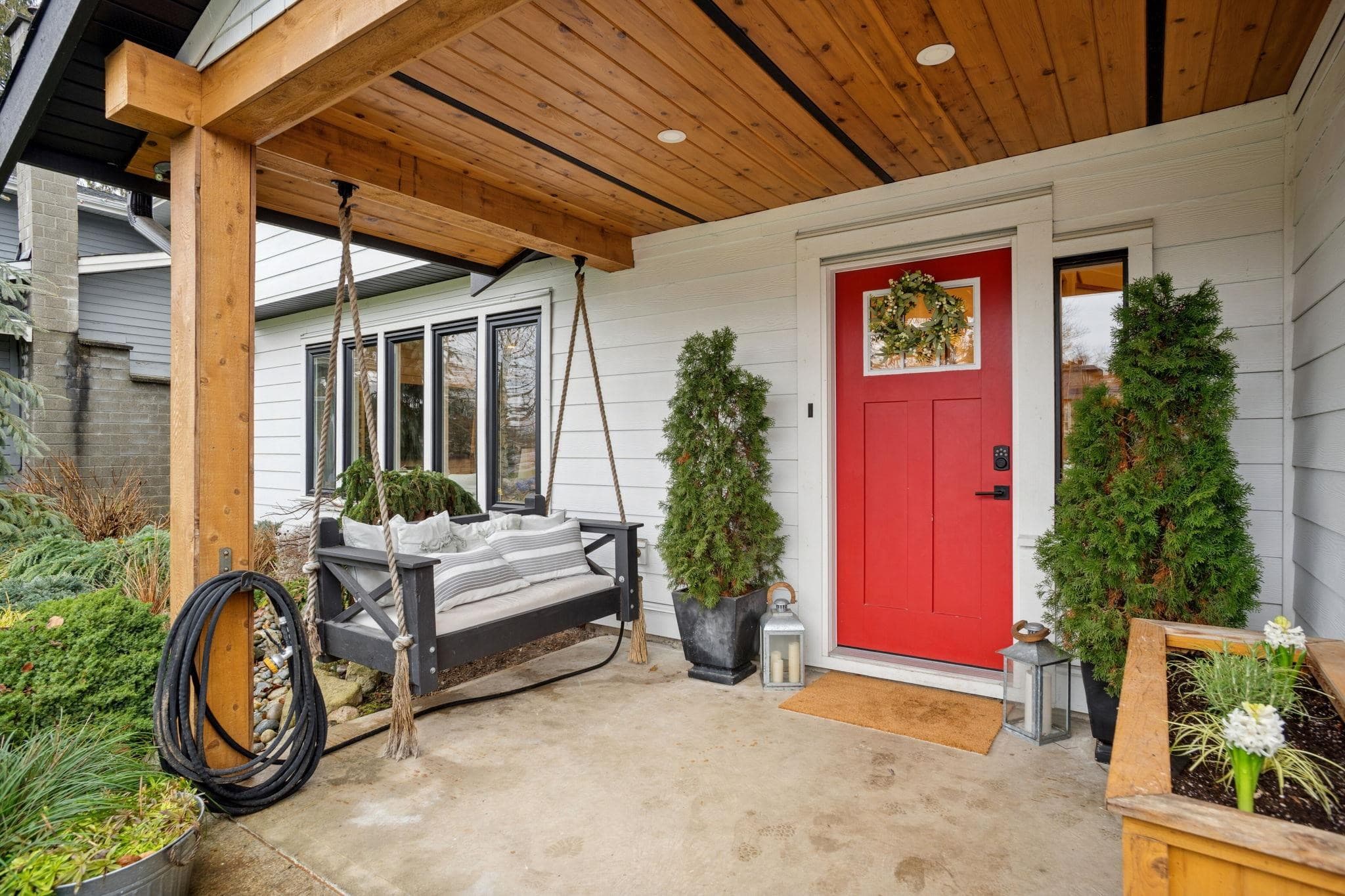 9376 214b Street, Langley, V1M 1R3 — photo 2