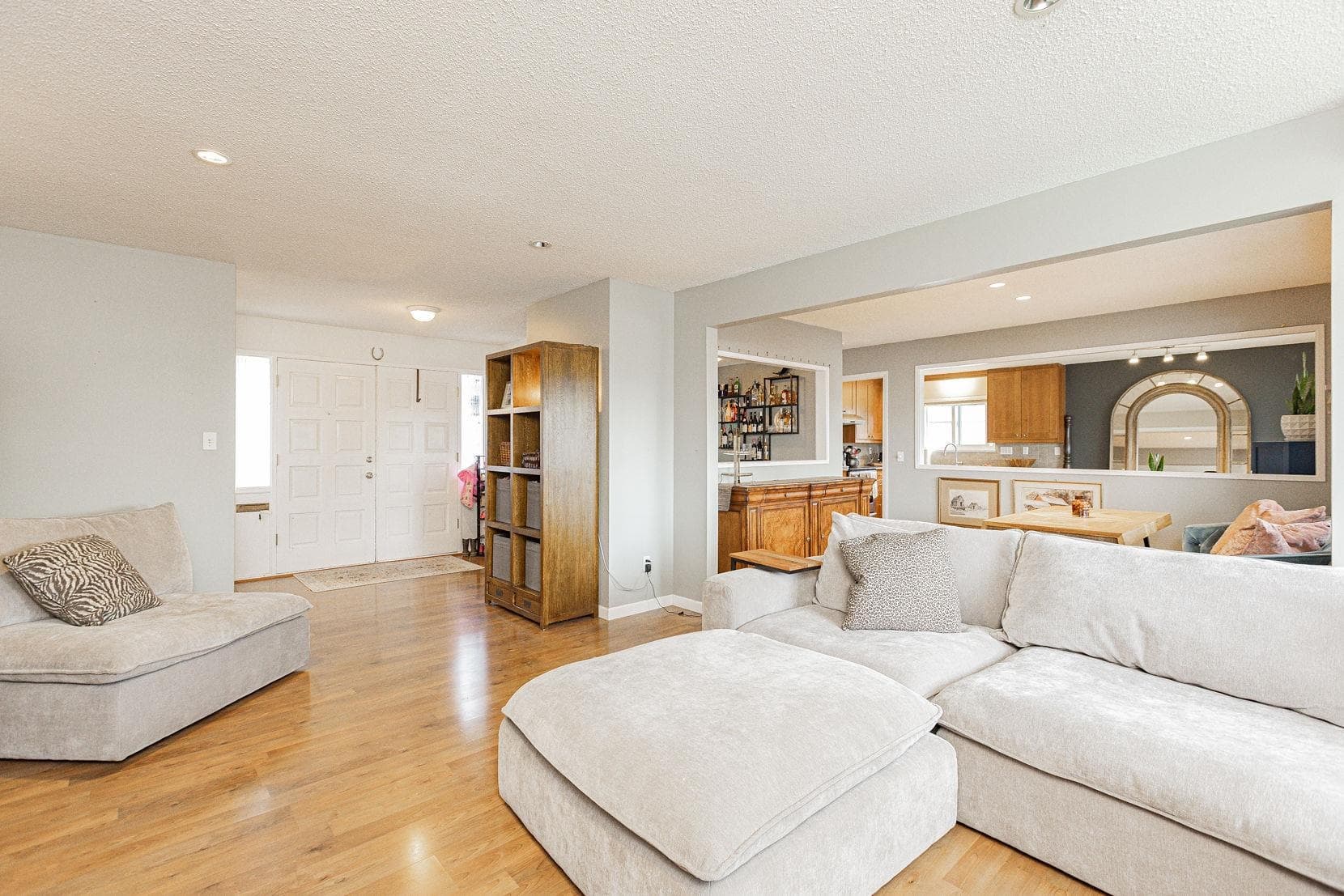 494 Allen Drive, Delta, V4M 3C1 — photo 4