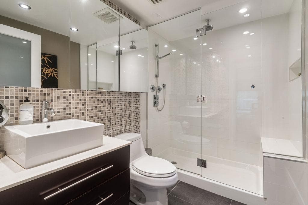 211&212 - 1529 W 6th Avenue, Vancouver, V6J 1R1 — photo 4