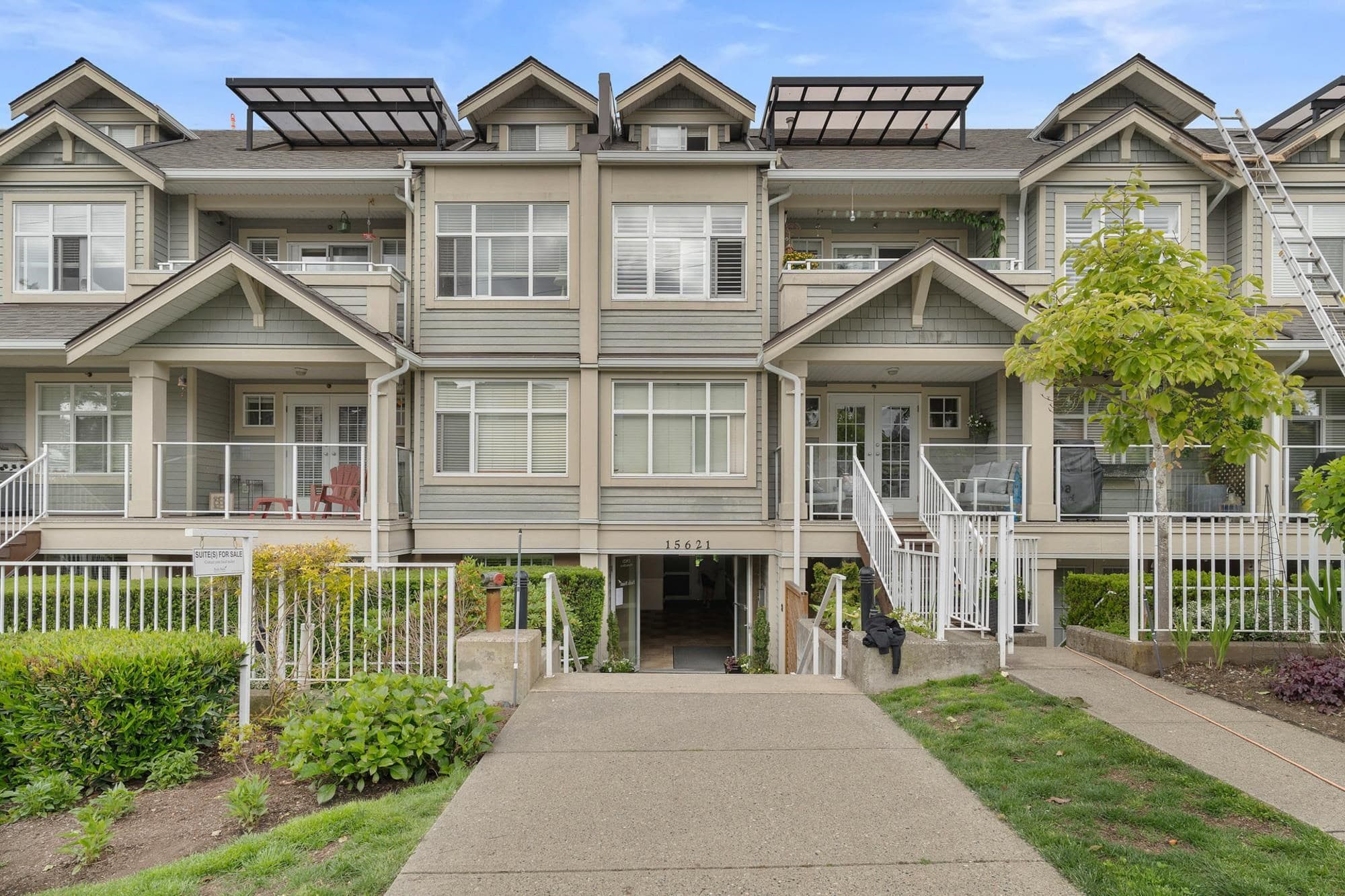 105 - 15621 Marine Drive, White Rock, V4B 1E1 — photo 3