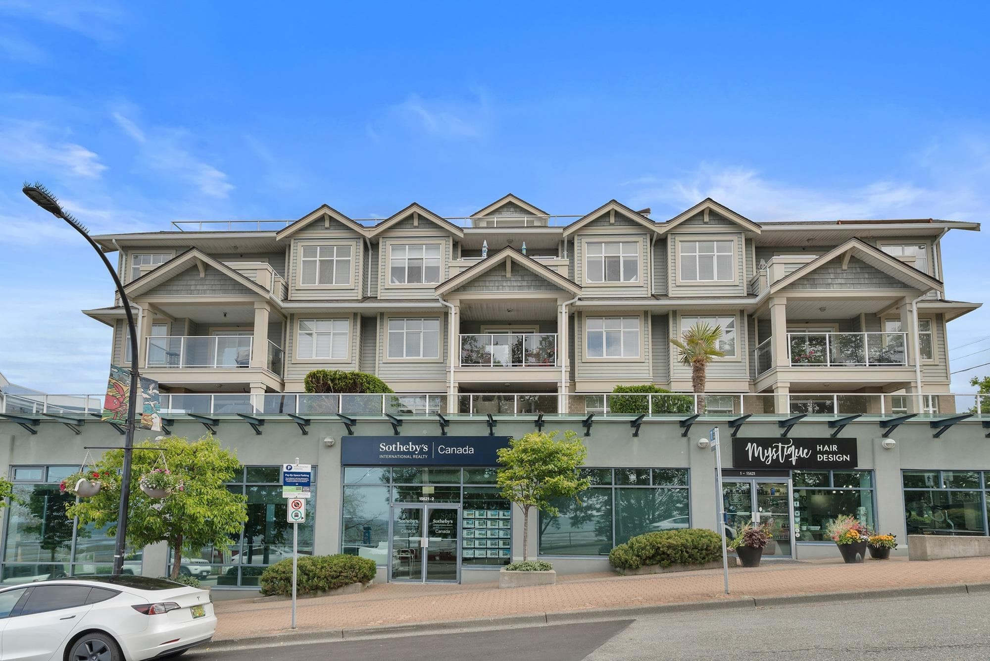 105 - 15621 Marine Drive, White Rock, V4B 1E1 — photo 1