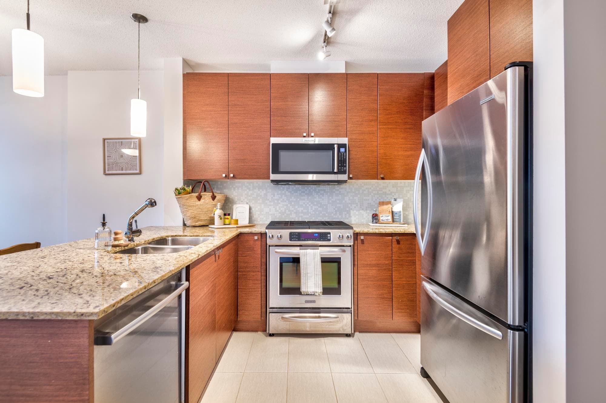 309 - 110 Brew Street, Port Moody, V3H 0E4 — photo 3