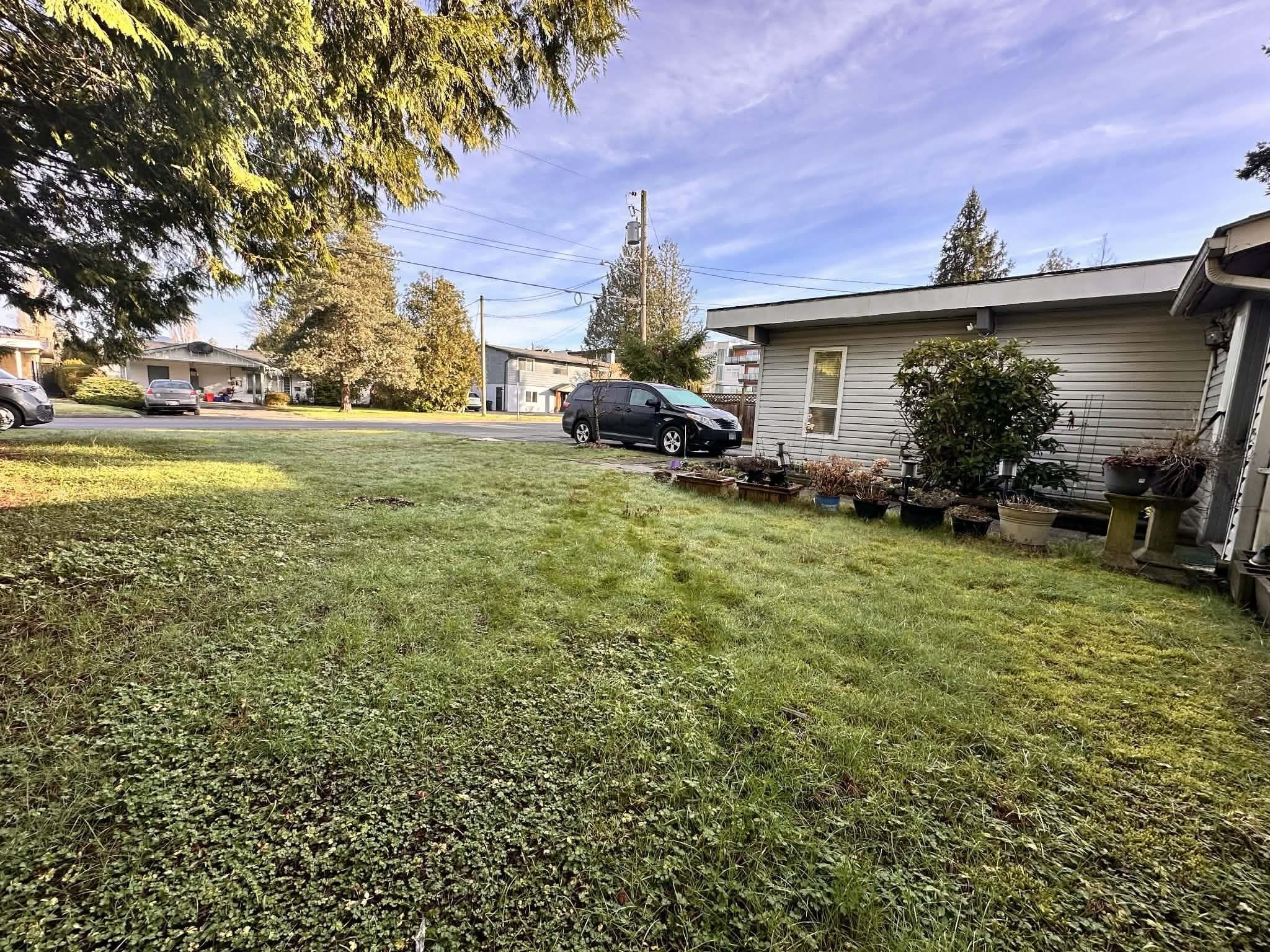 22670 Brown Avenue, Maple Ridge, V2X 3R5 — photo 2