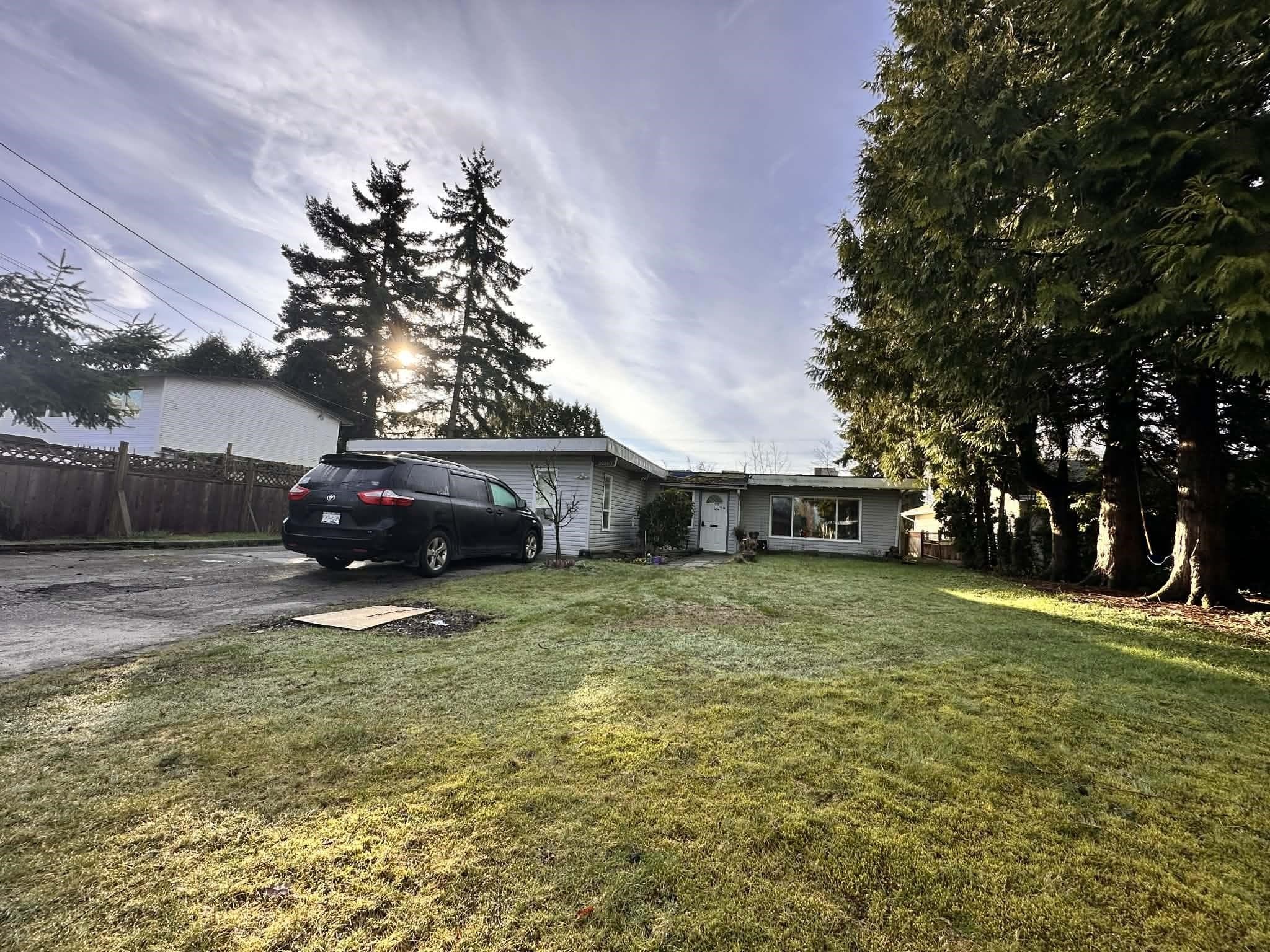 22670 Brown Avenue, Maple Ridge, V2X 3R5 — photo 1