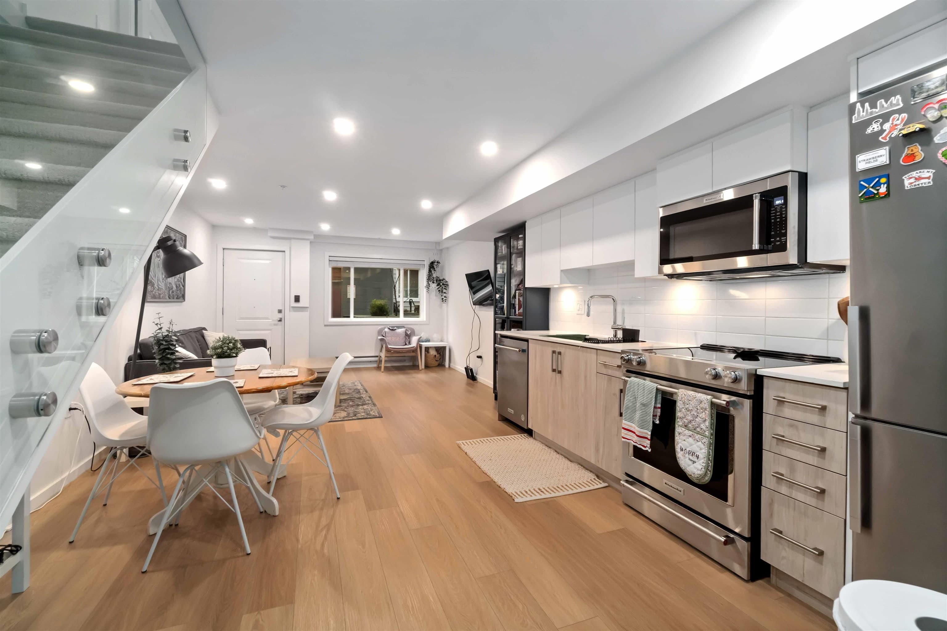3623 Rae Avenue, Vancouver, V5R 2P6 — photo 4