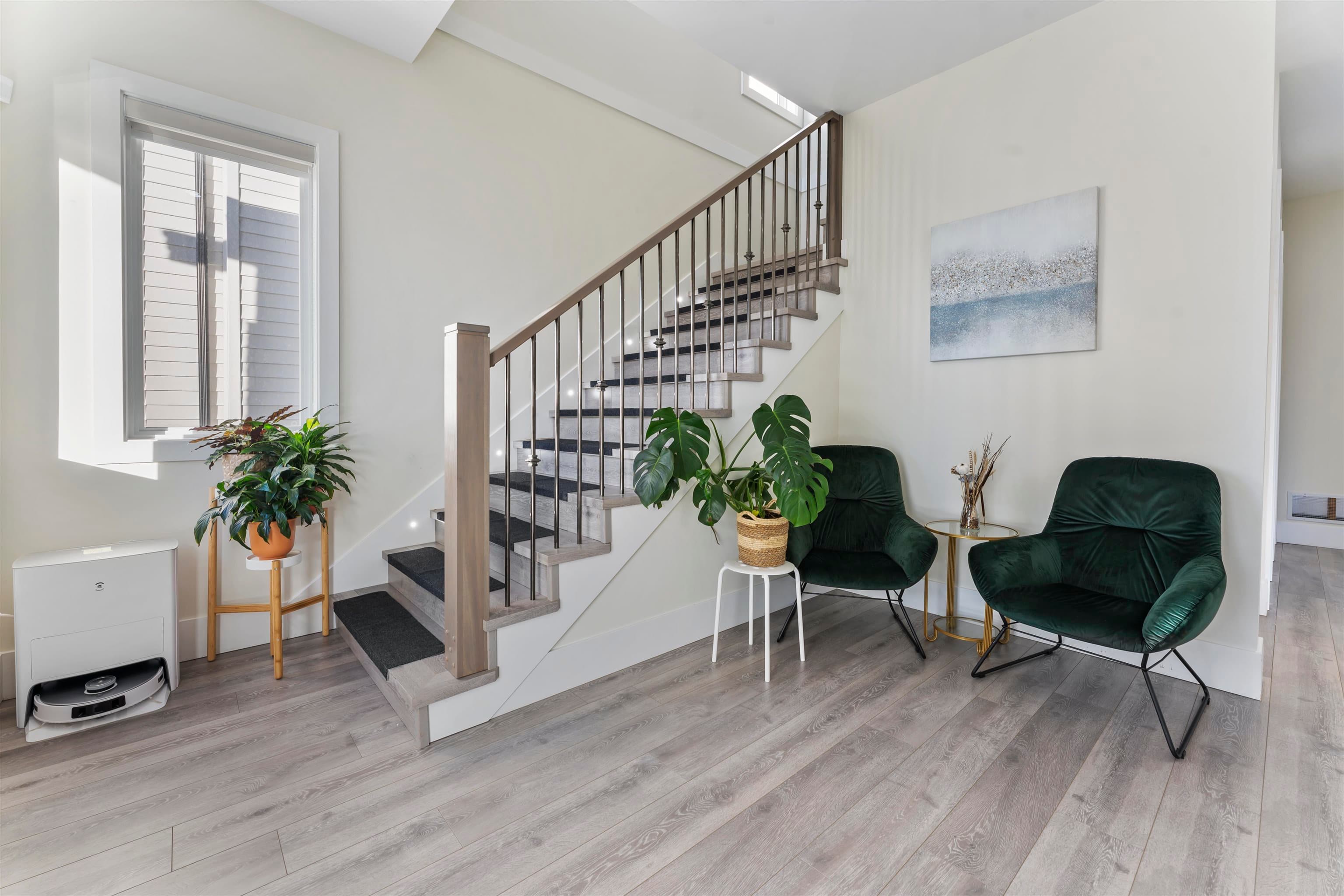 13686 232a Street, Maple Ridge, V4R 0H1 — photo 4