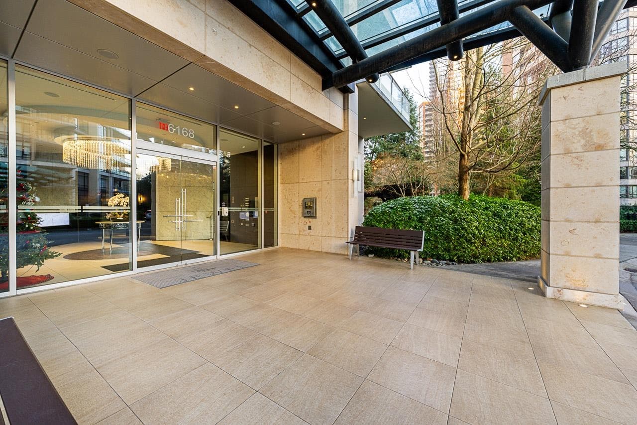 1302 - 6168 Wilson Avenue, Burnaby, V5H 0B2 — photo 3