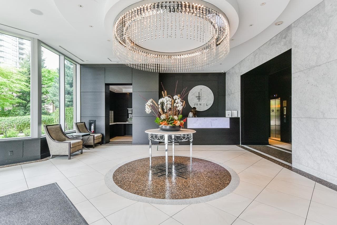 1302 - 6168 Wilson Avenue, Burnaby, V5H 0B2 — photo 4