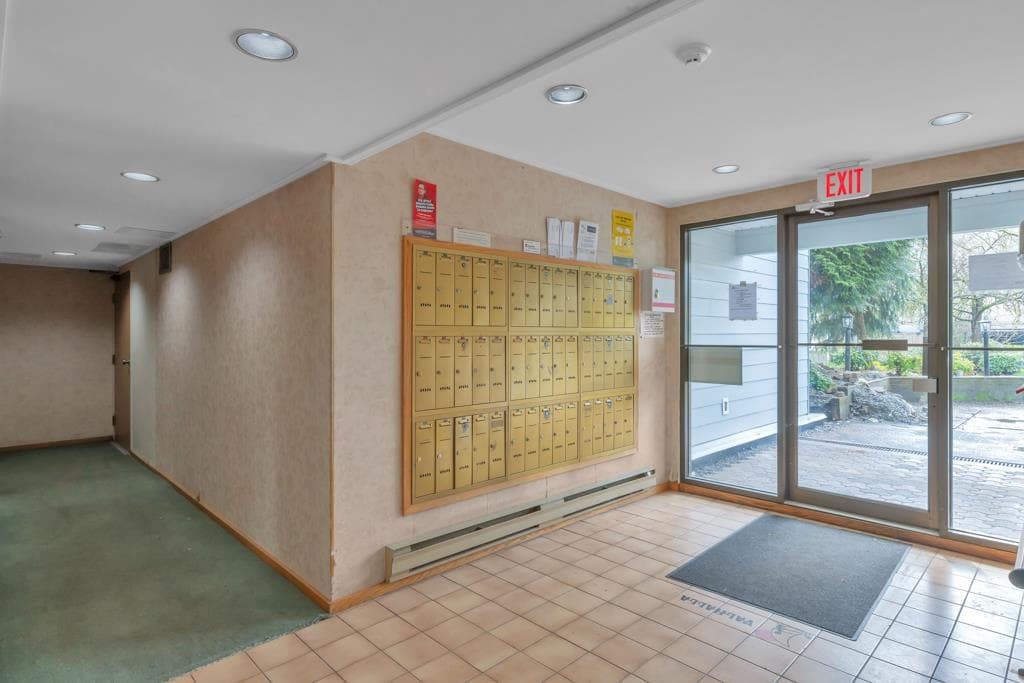 109 - 3883 Laurel Street, Burnaby, V5G 4M8 — photo 5