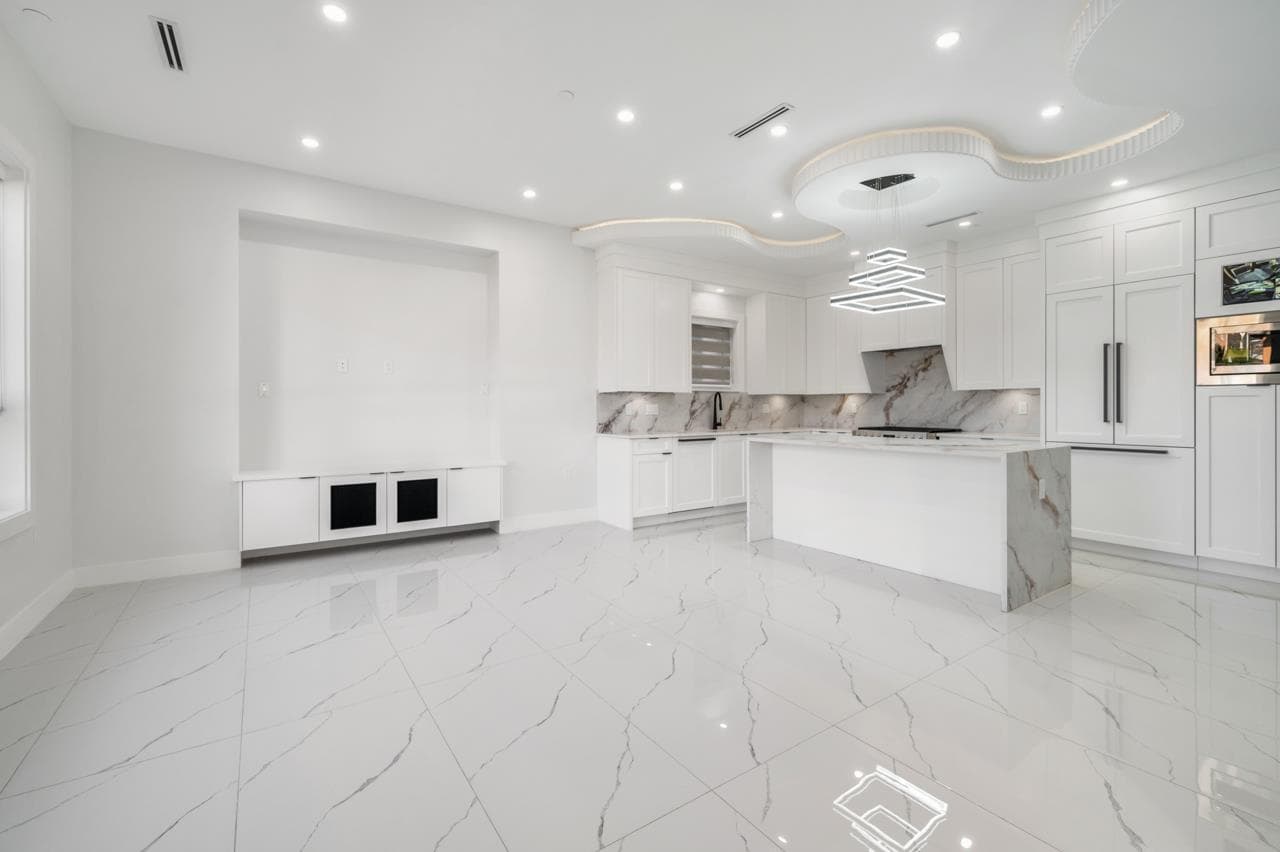 1330 E 64th Avenue, Vancouver, V5X 2P1 — photo 5