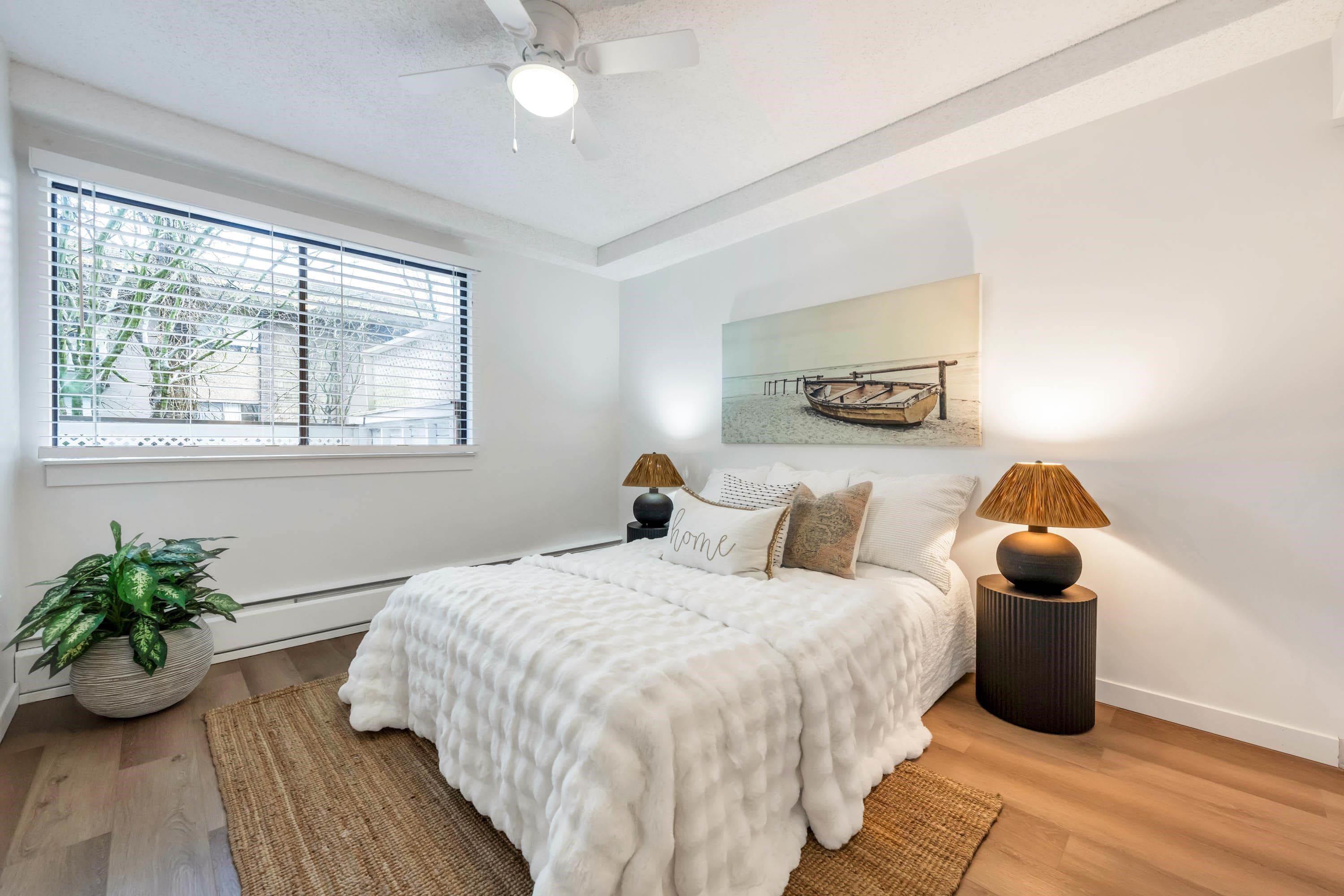107 - 15020 North Bluff Road, White Rock, V4B 5A4 — photo 4