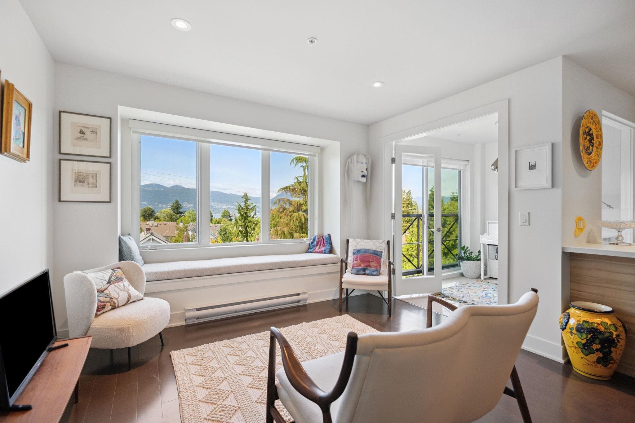 306 - 4463 W 10th Avenue, Vancouver