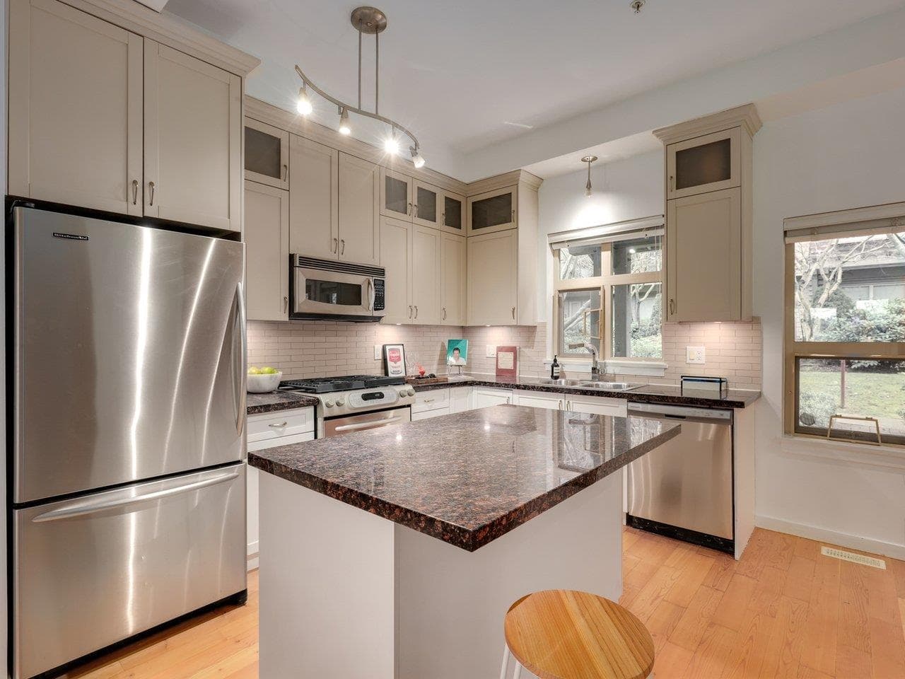 124 - 250 Salter Street, New Westminster
