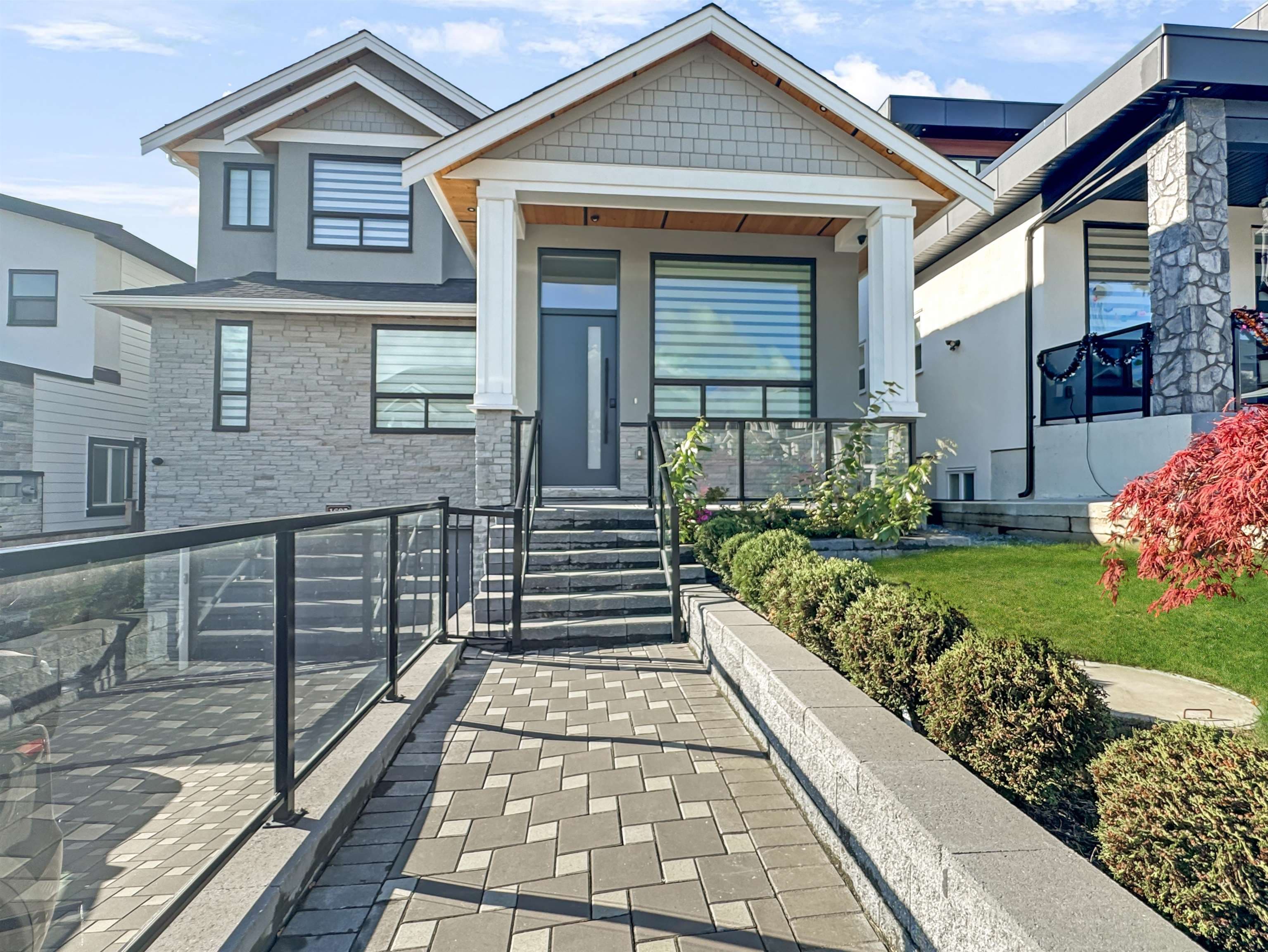 Bsmt - 1695 167th Street, Surrey