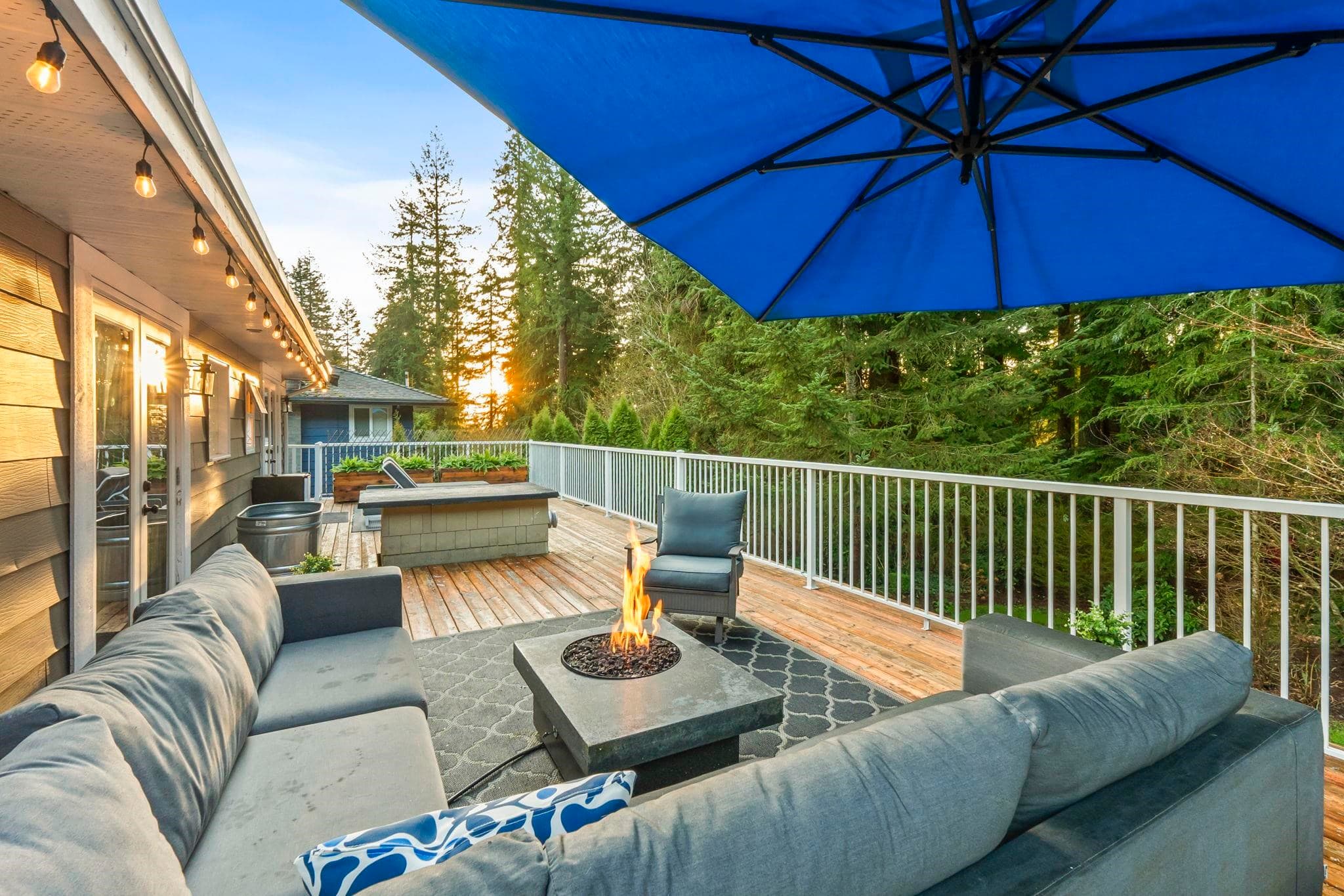 2569 Hyannis Point, North Vancouver