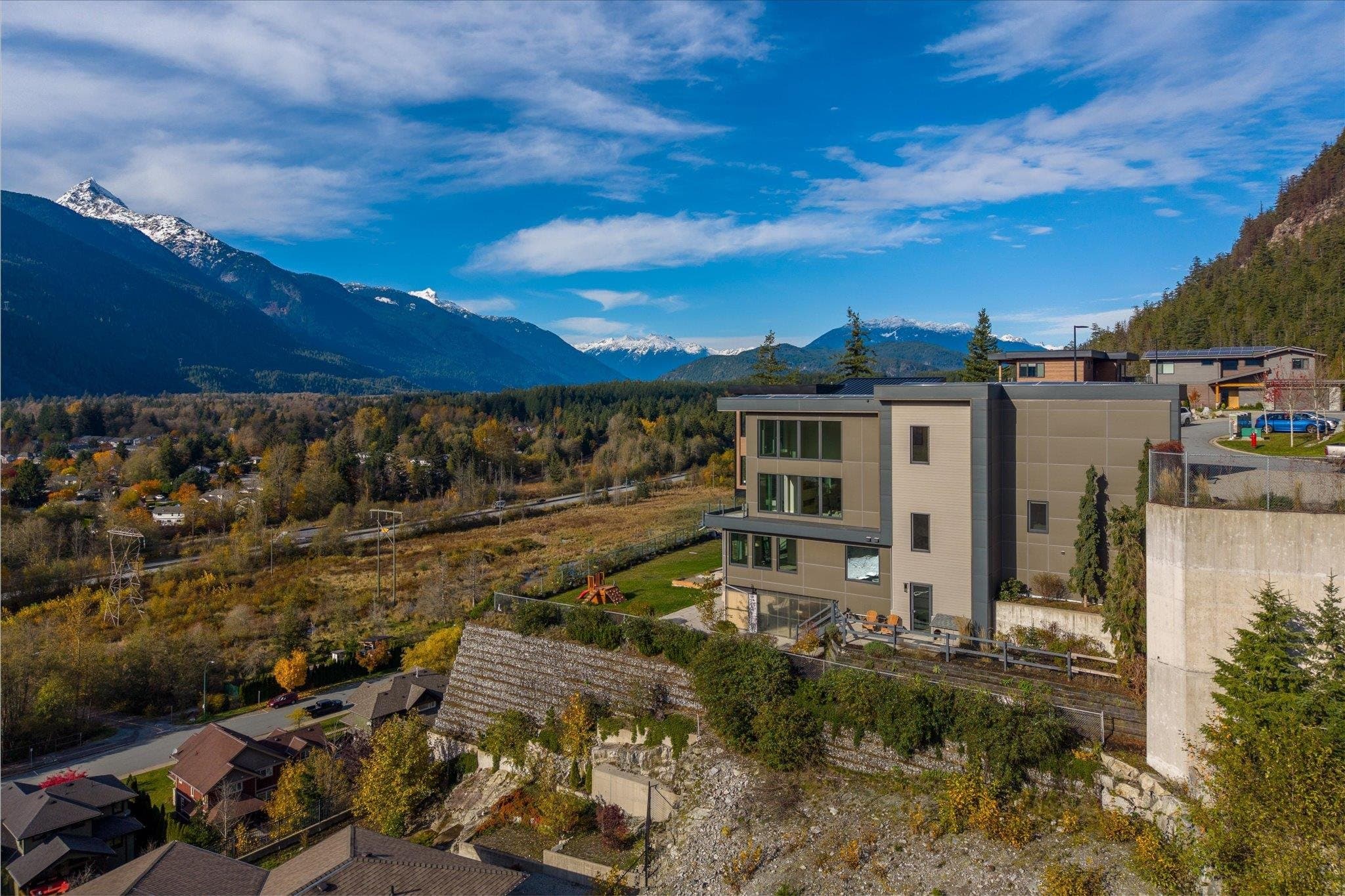 41337 Horizon Drive, Squamish, V8B 0Y7 — photo 2