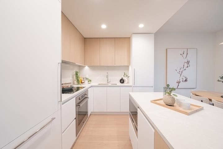 205 - 585 Kemsley Avenue, Coquitlam, V3J 3Z1 — photo 4