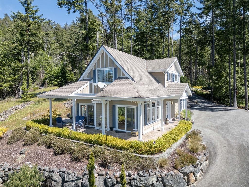 4247 Johnston Heights Drive, Garden Bay, V0N 1S1 — photo 4