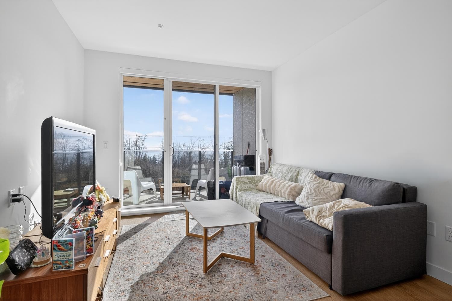206 - 9580 Tower Road, Burnaby, V5A 0G5 — photo 3