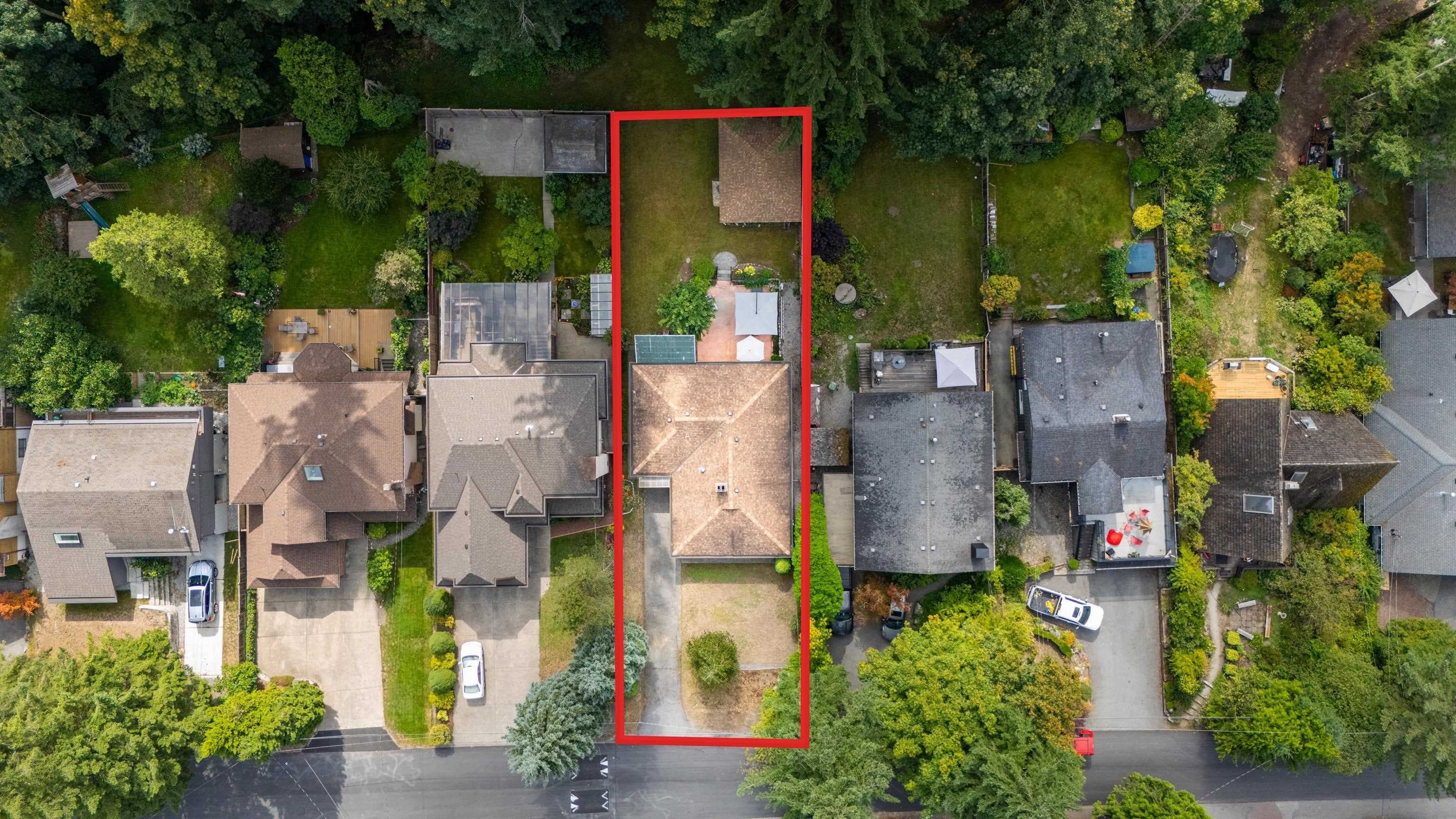 2239 Windridge Drive, North Vancouver, V7H 1B6 — photo 3