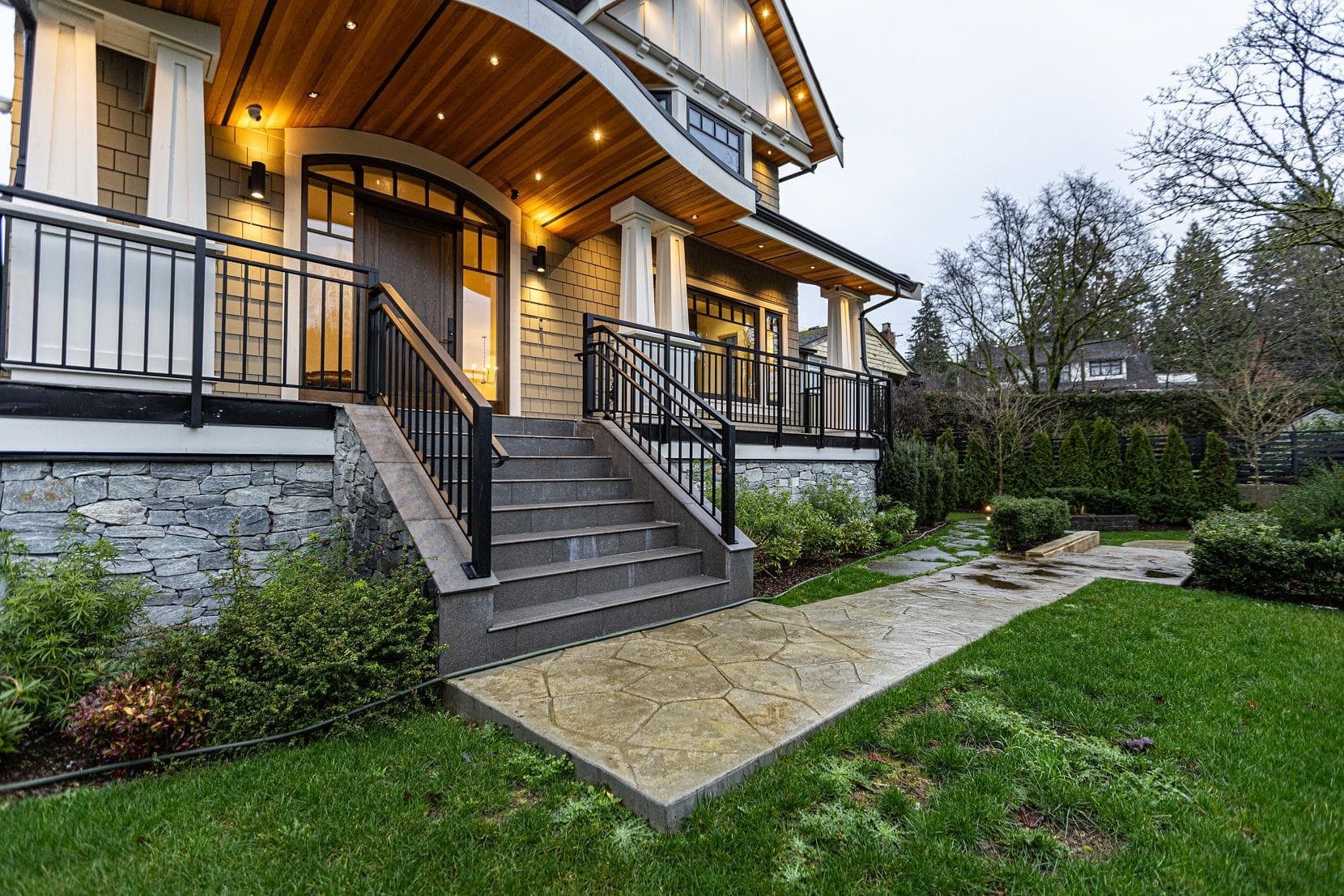 2051 W King Edward Avenue, Vancouver