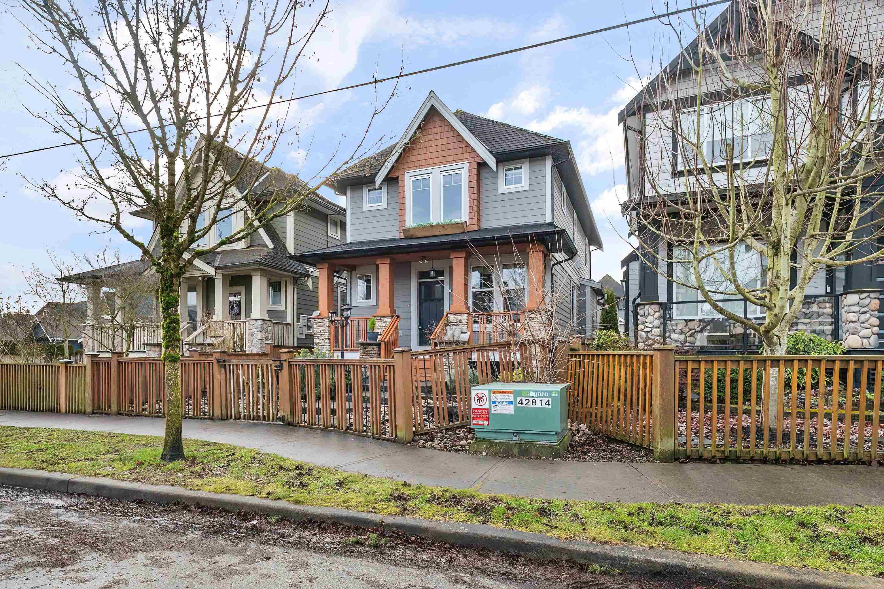 17394 2 Avenue, Surrey, V3Z 9P9 — photo 2