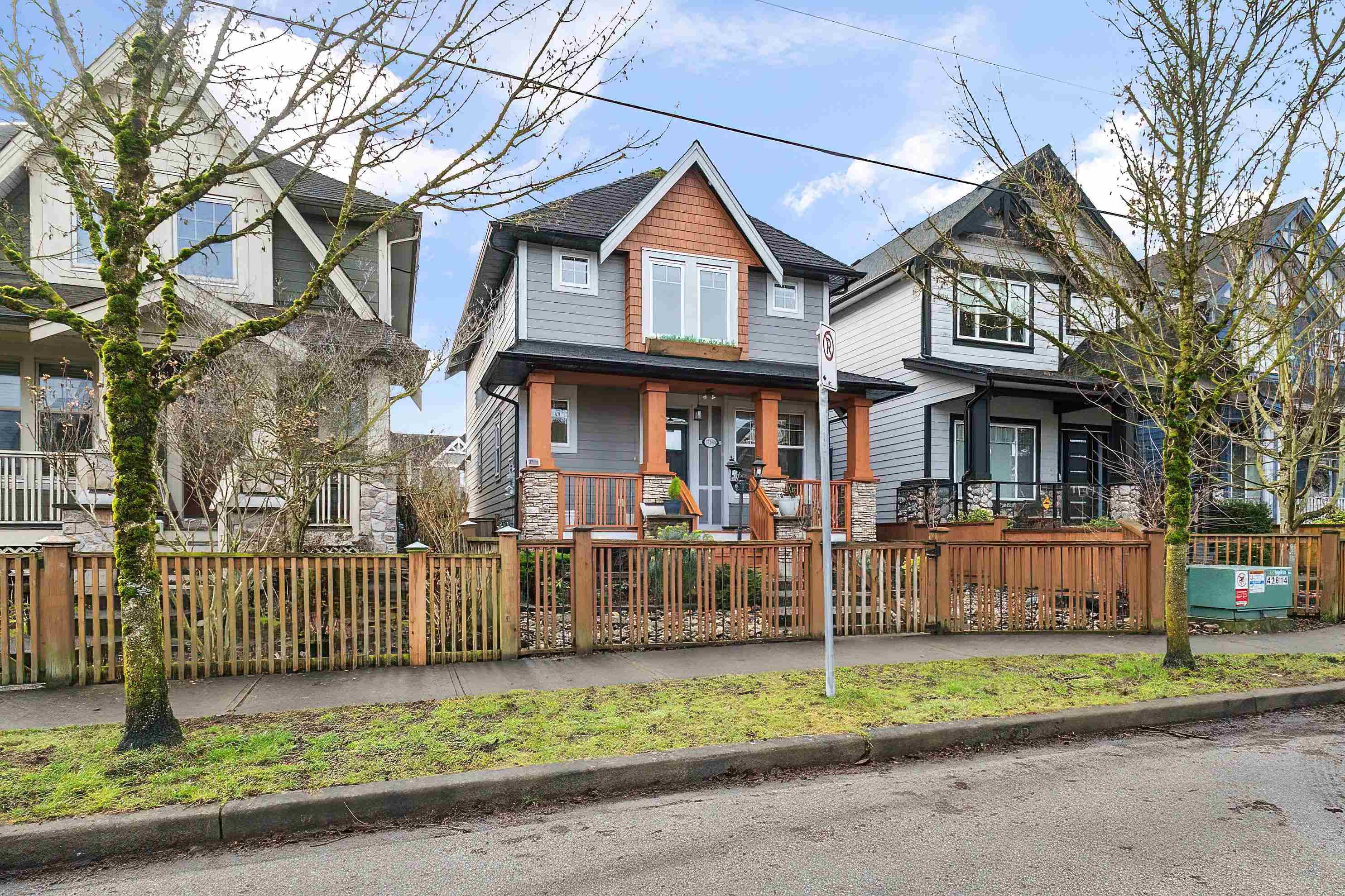 17394 2 Avenue, Surrey