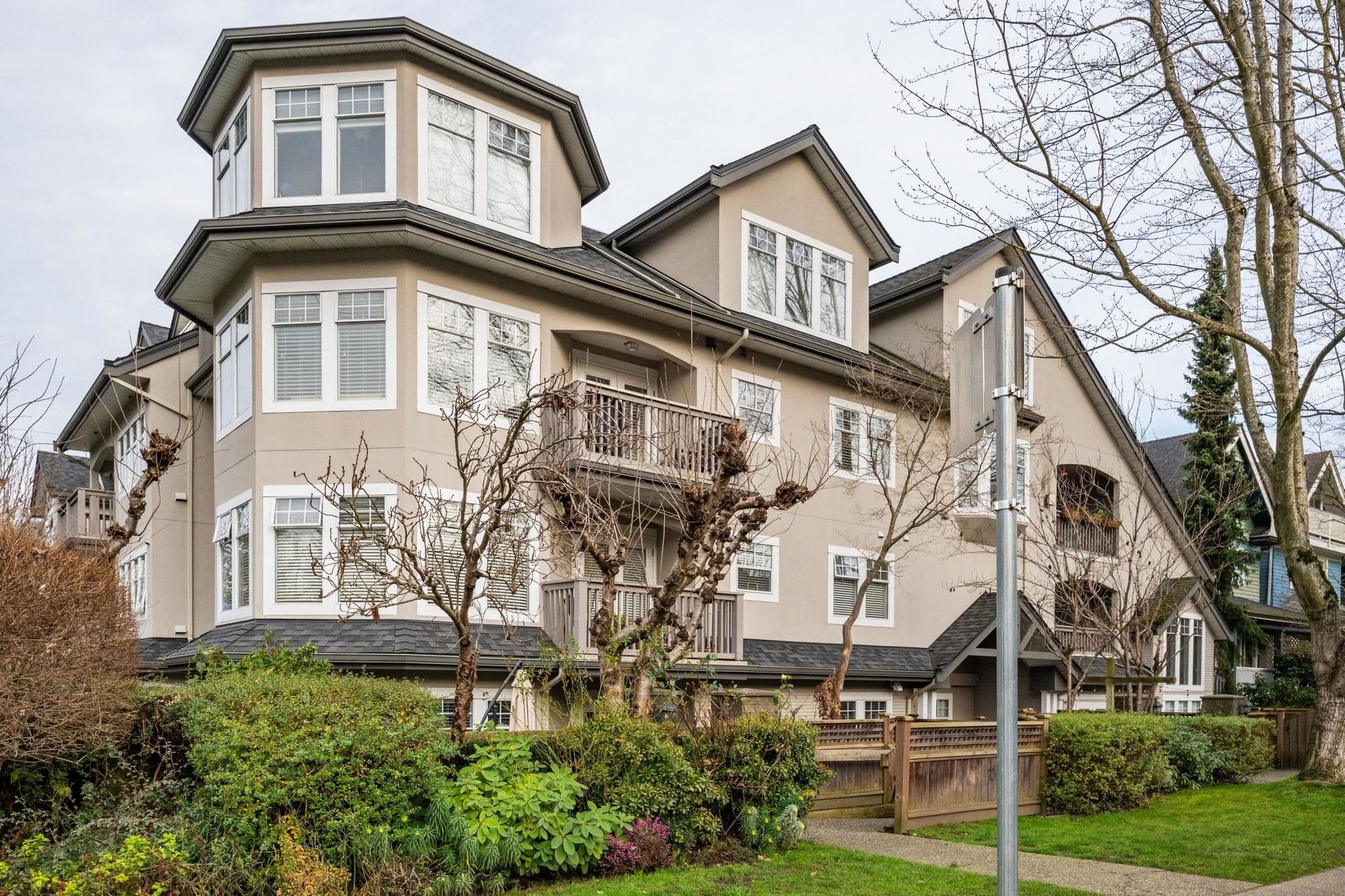304 - 1989 W 1st Avenue, Vancouver