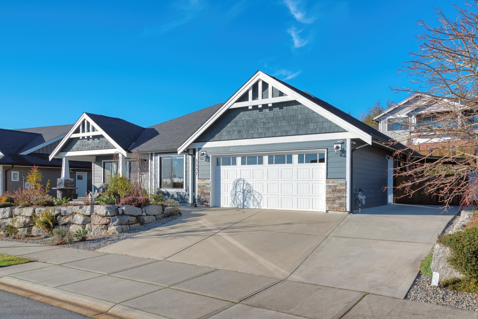 5537 Peregrine Crescent, Sechelt, V7Z 0V5 — photo 2