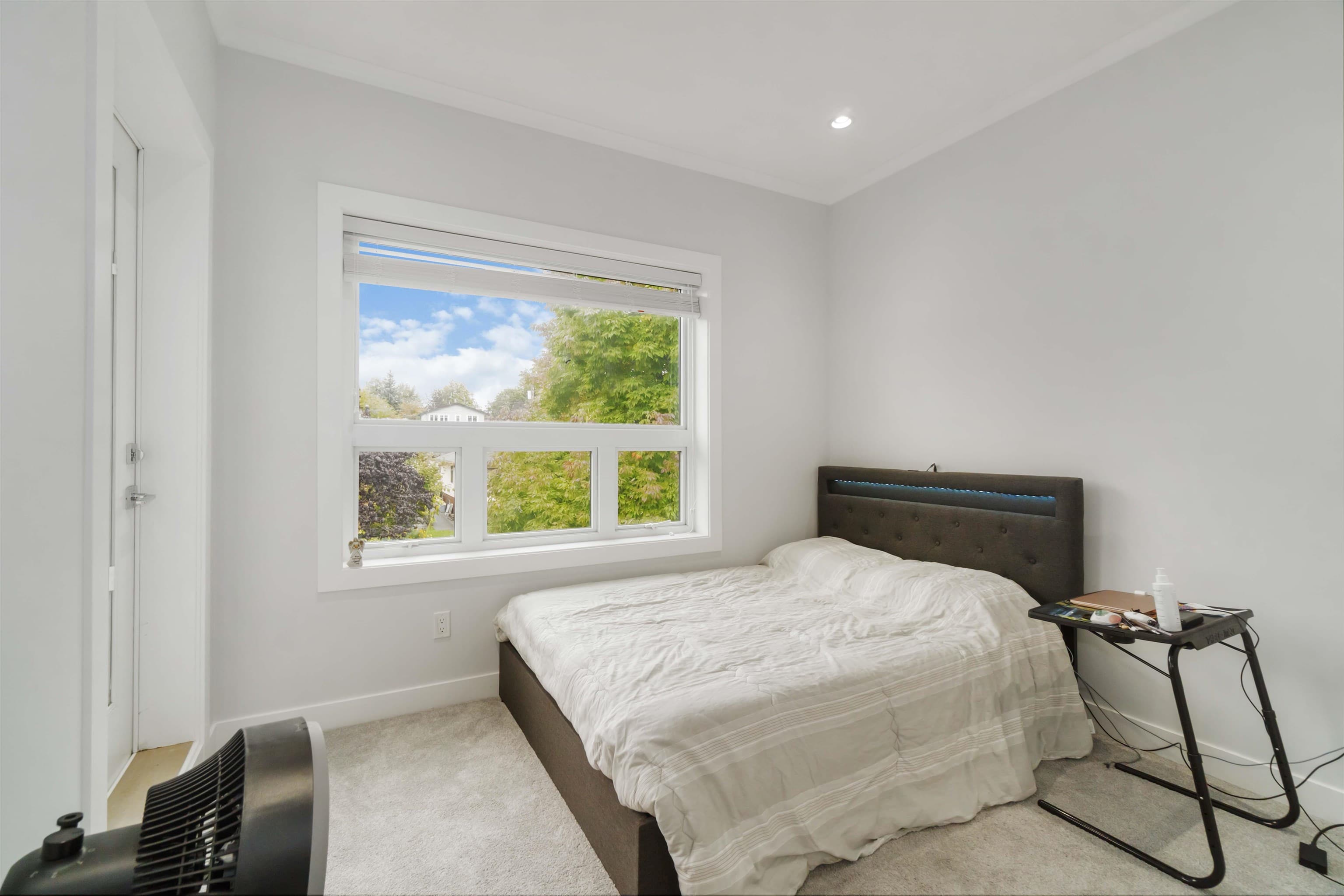 2575 & - 2577 Parker Street, Vancouver, V5K 2T2 — photo 4