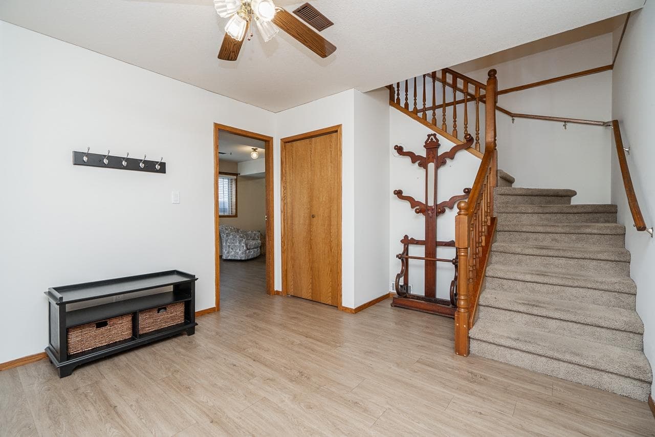 33222 Eastview Place, Abbotsford, V2S 6W3 — photo 3