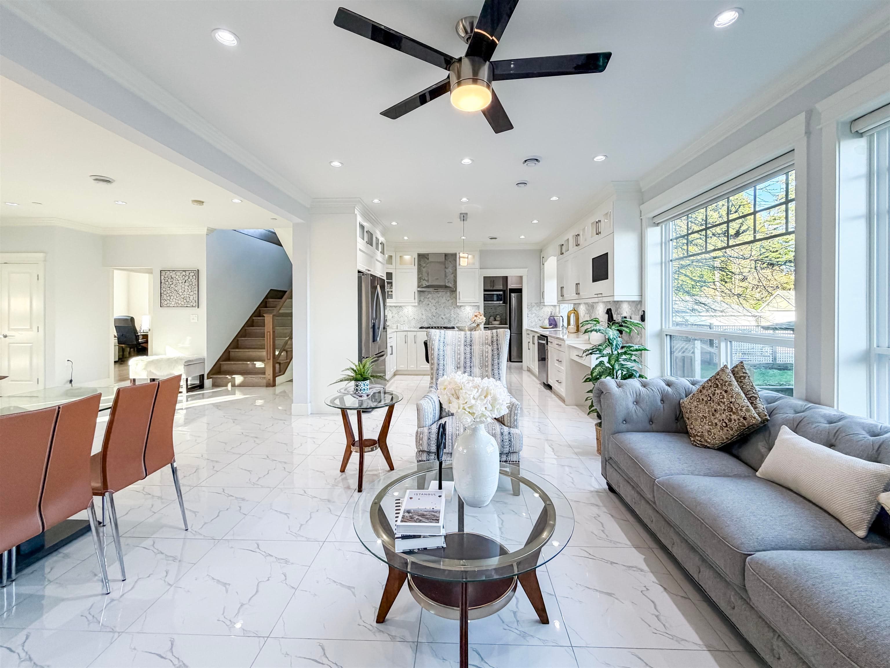 5626 Elizabeth Street, Vancouver, V5Y 3J9 — photo 4