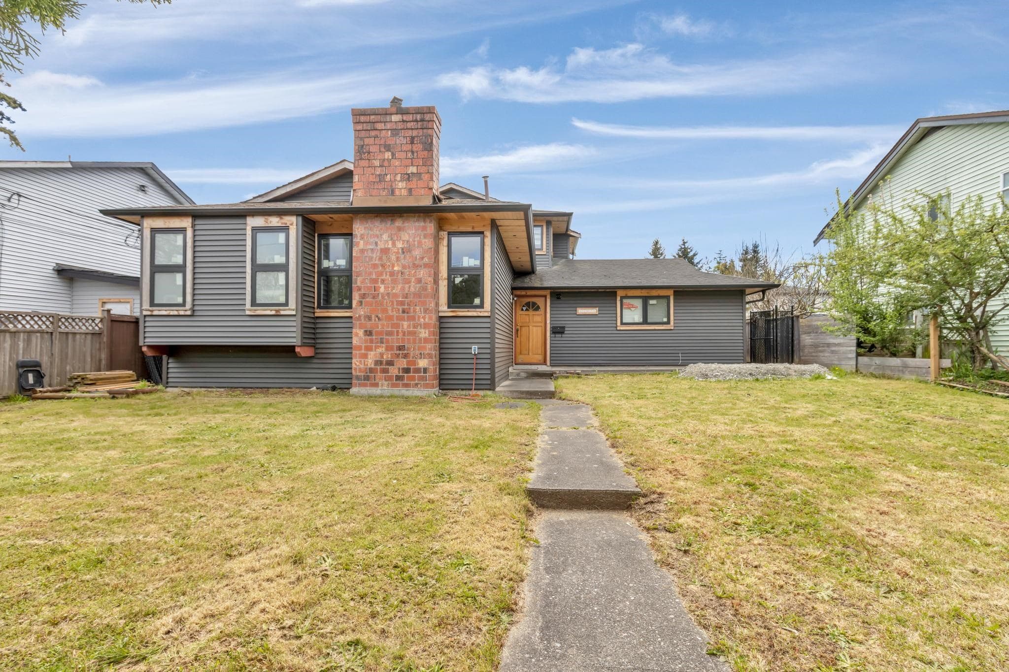 13076 64 Avenue, Surrey, V3W 1X7 — photo 2