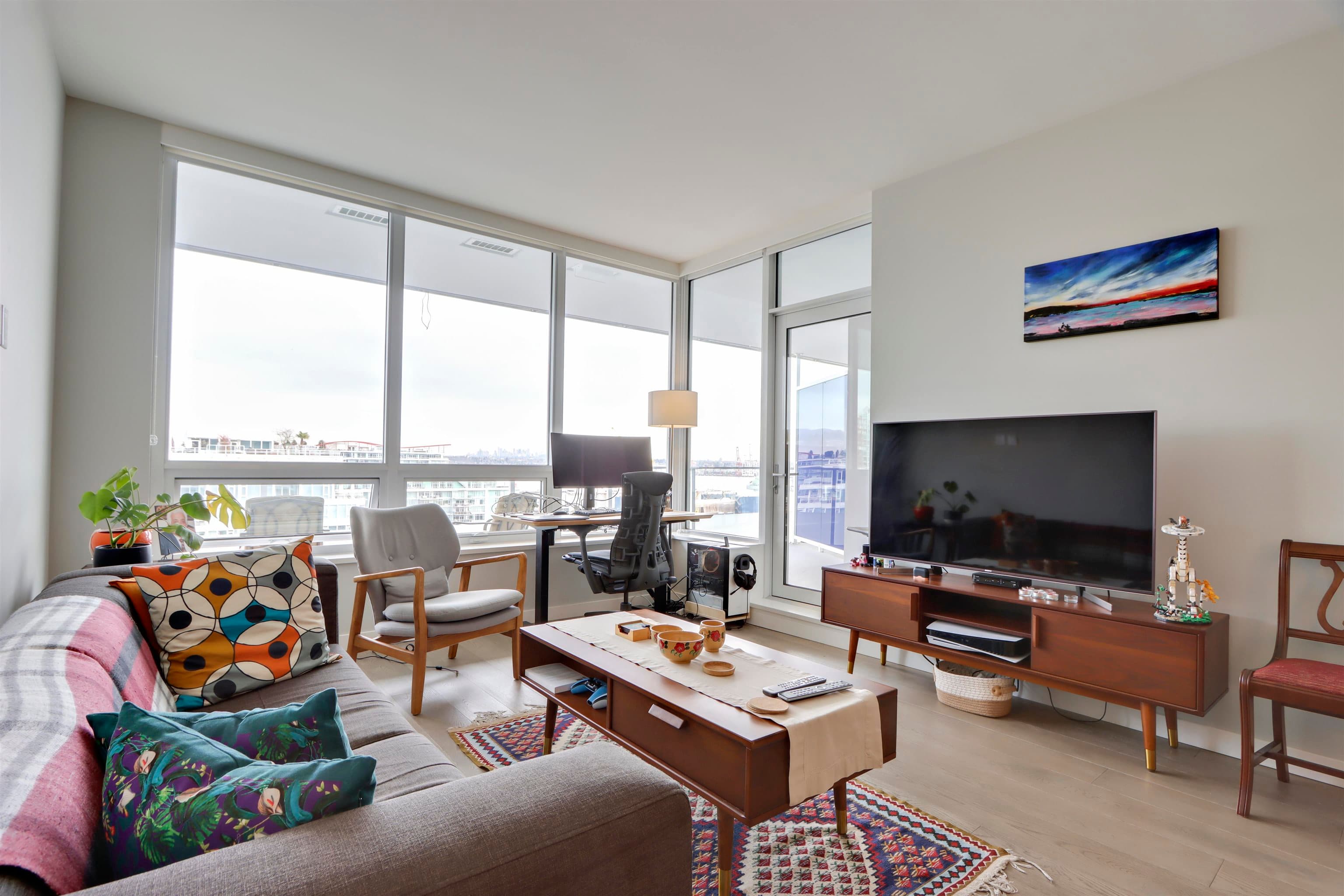 1208 - 118 Carrie Cates Court, Vancouver, V7M 0G6 — photo 5