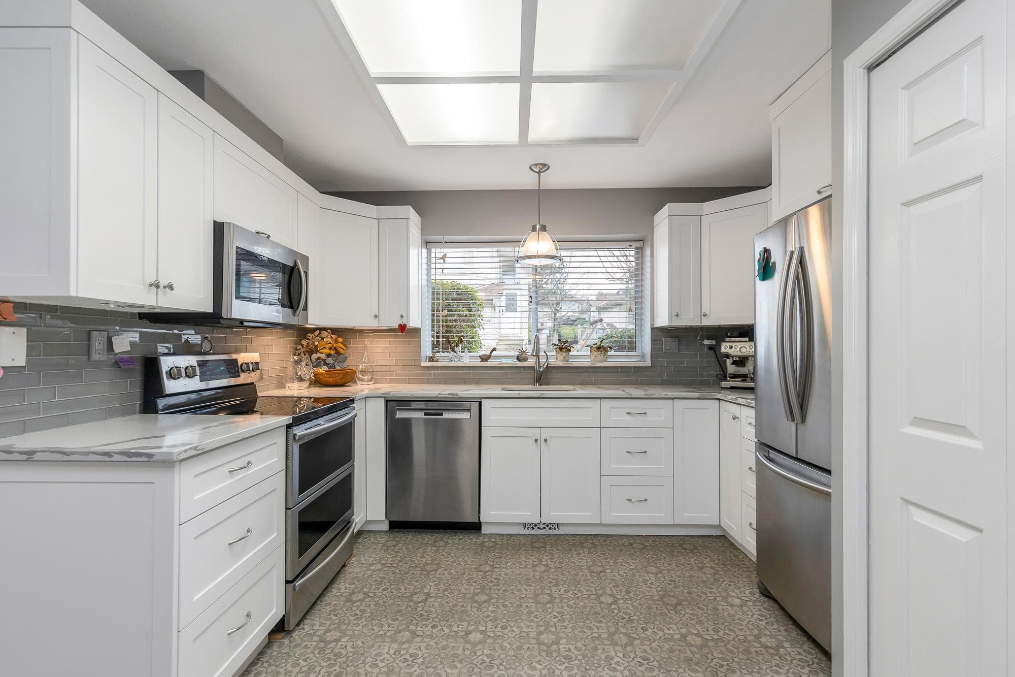 26 - 2023 Winfield Drive, Abbotsford, V3G 1K5 — photo 5