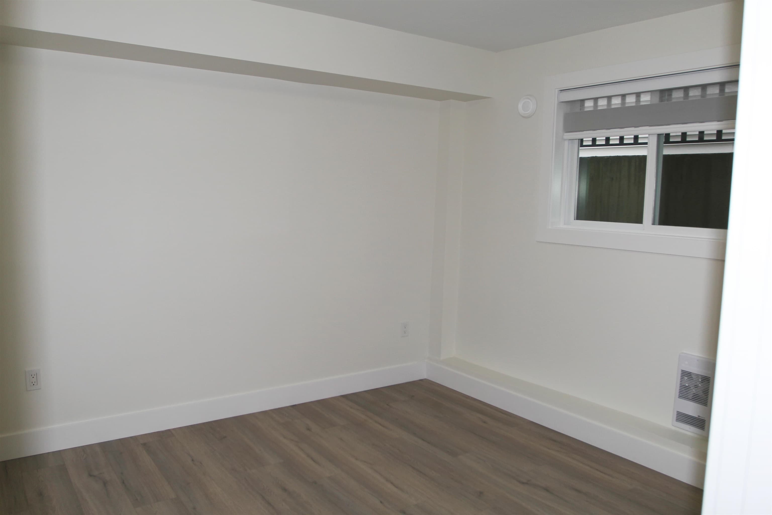 10590 McVeety S 10590 Mcveety St, Maple Ridge, V2W 0K3 — photo 5