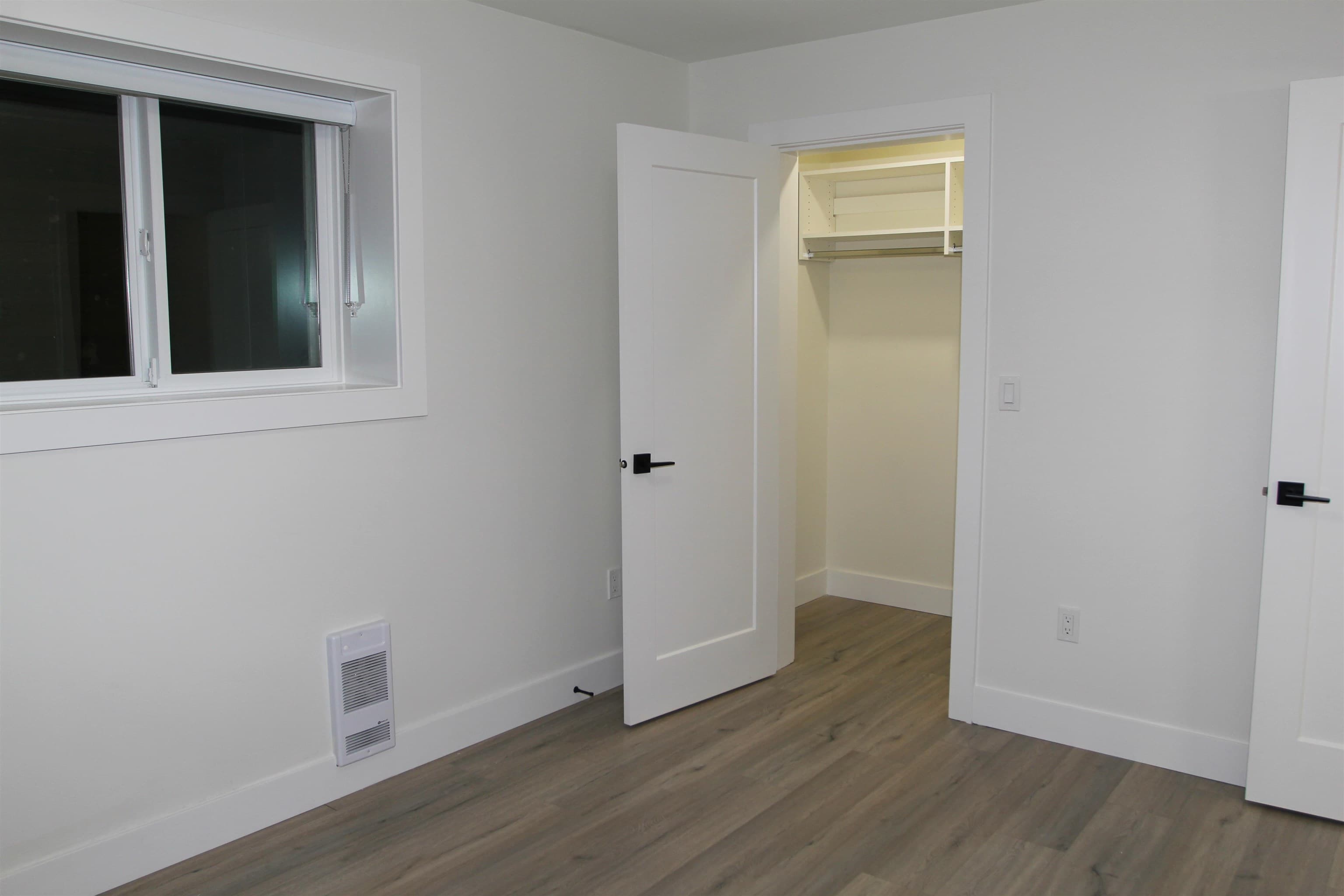 10590 McVeety S 10590 Mcveety St, Maple Ridge, V2W 0K3 — photo 4