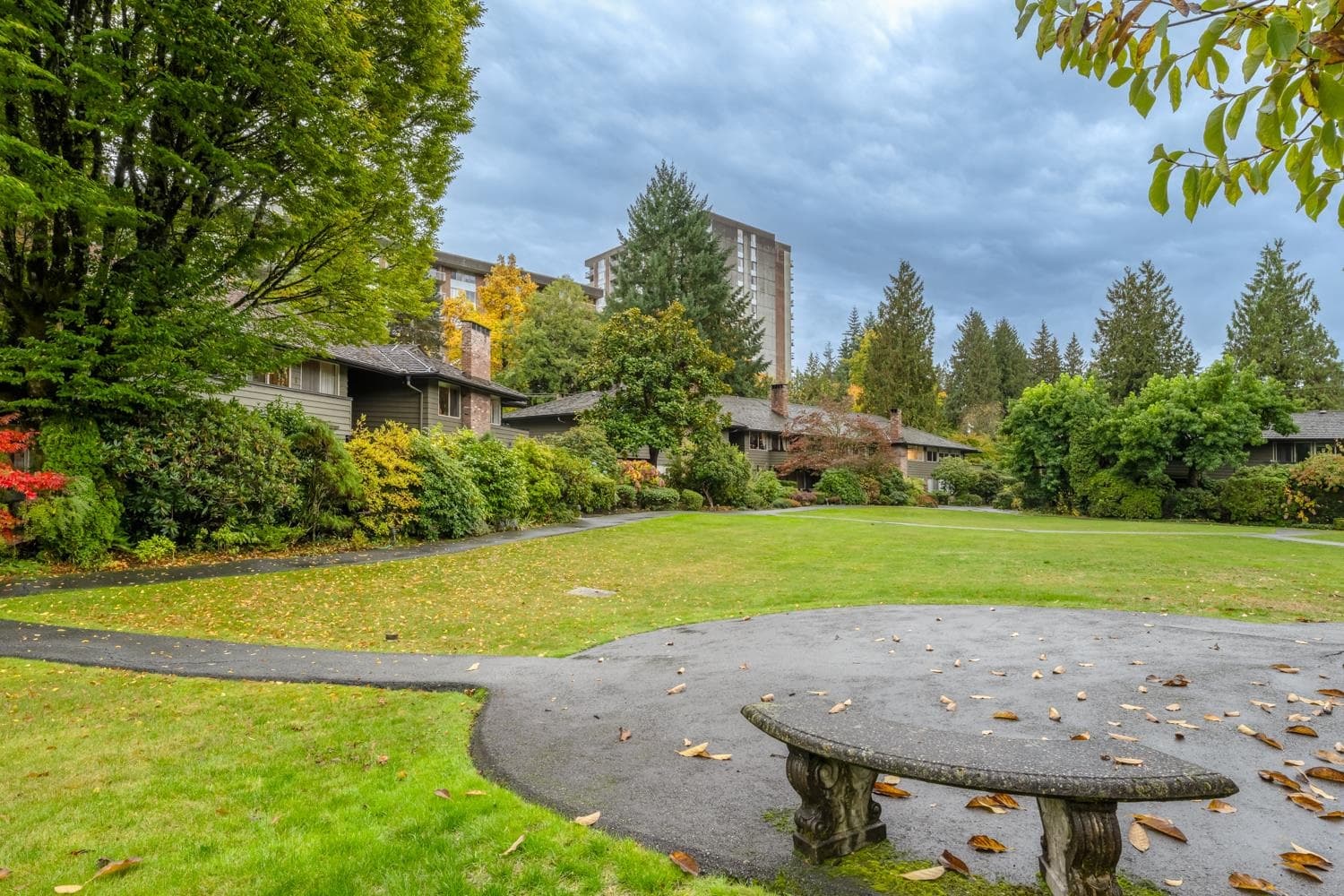 312 - 235 Keith Road, West Vancouver, V7T 1L5 — photo 2