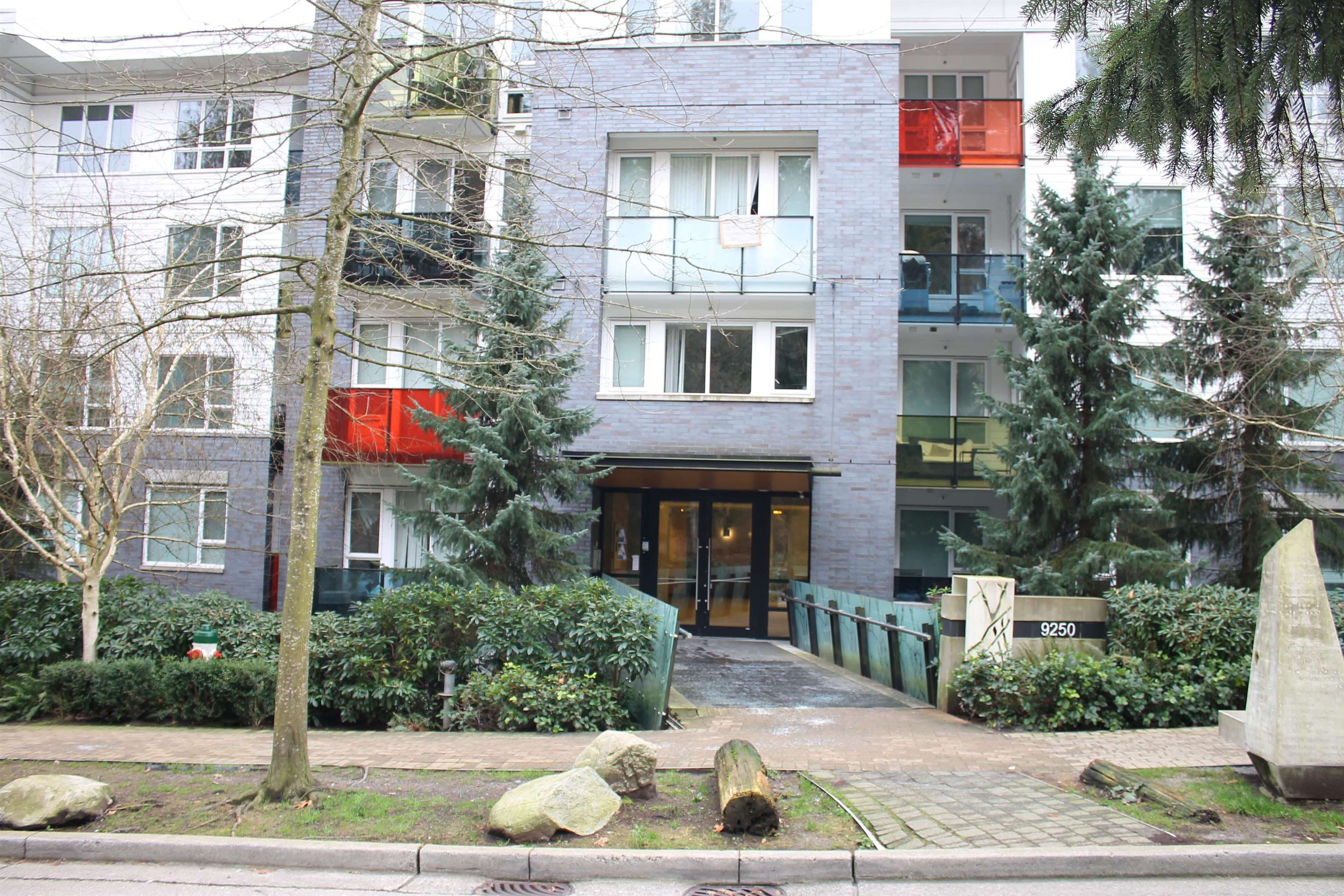 303 - 9250 University High Street, Burnaby, V5A 0B3 — photo 2