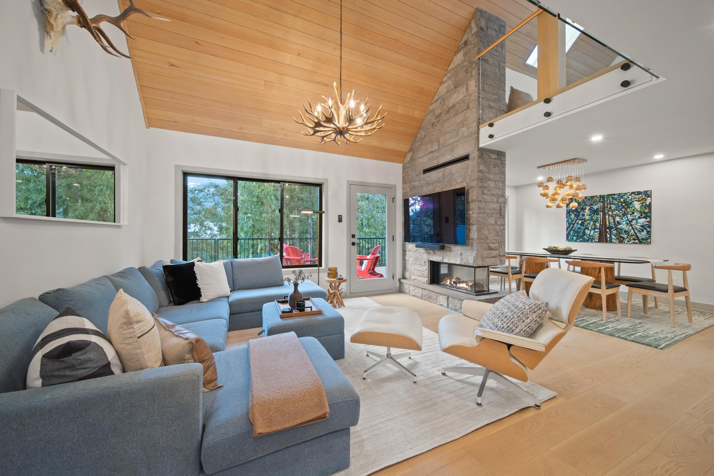 2142 Timber Ridge, Whistler, V8E 0A8 — photo 1