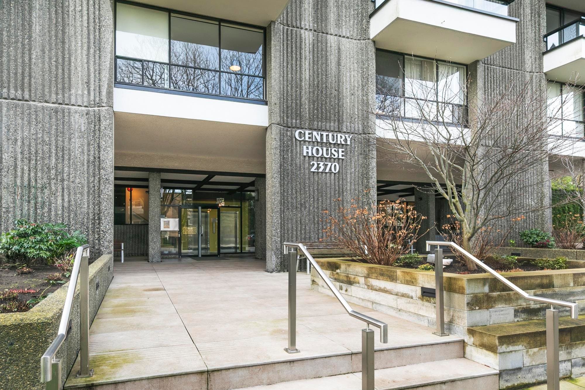 501 - 2370 W 2nd Avenue, Vancouver