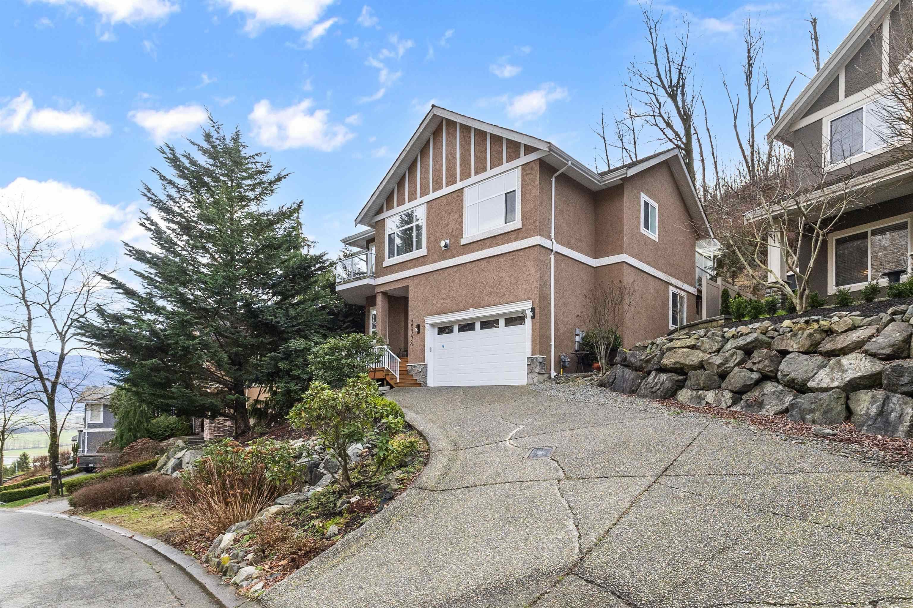 35774 Regal Parkway, Abbotsford, V3G 2W2 — photo 2