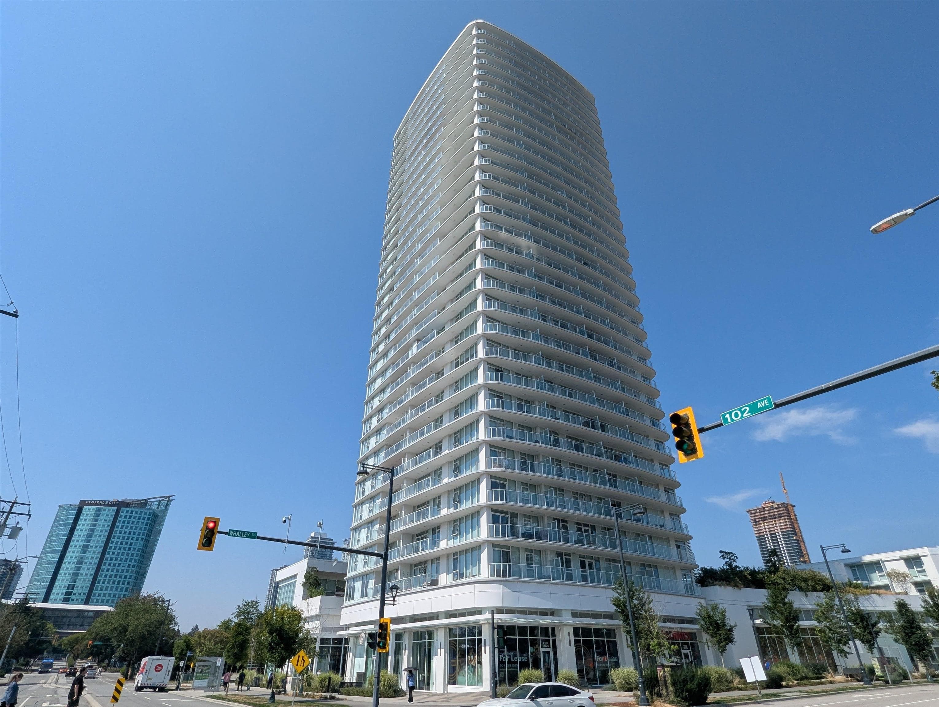 303 - 13685 102 Avenue, Surrey, V3T 0S2 — photo 1
