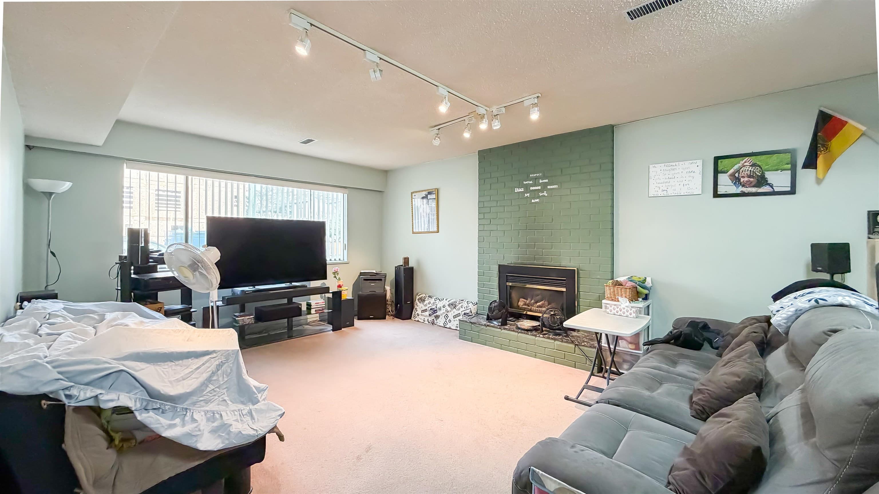 5716 48b Avenue, Delta, V4K 3Z1 — photo 4