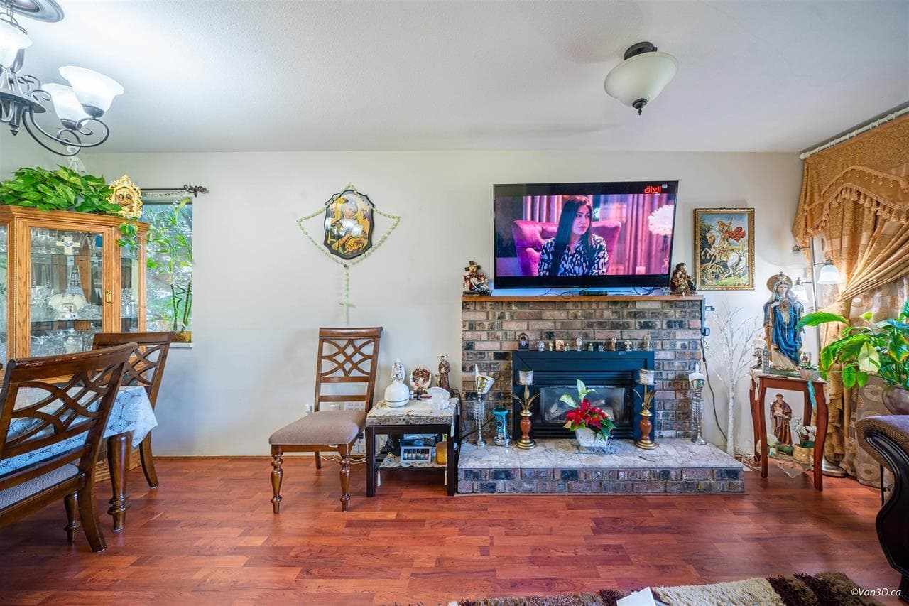 15024 96 Avenue, Surrey, V3R 1E9 — photo 4