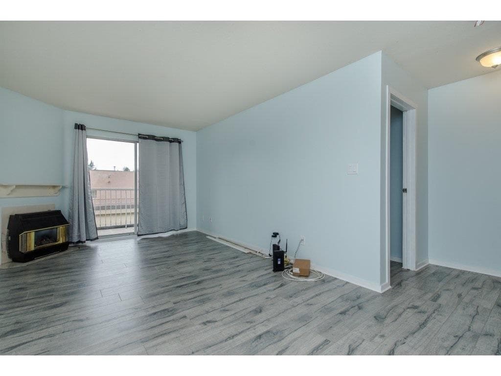 207 - 2567 Victoria Street, Abbotsford, V2T 2T4 — photo 5