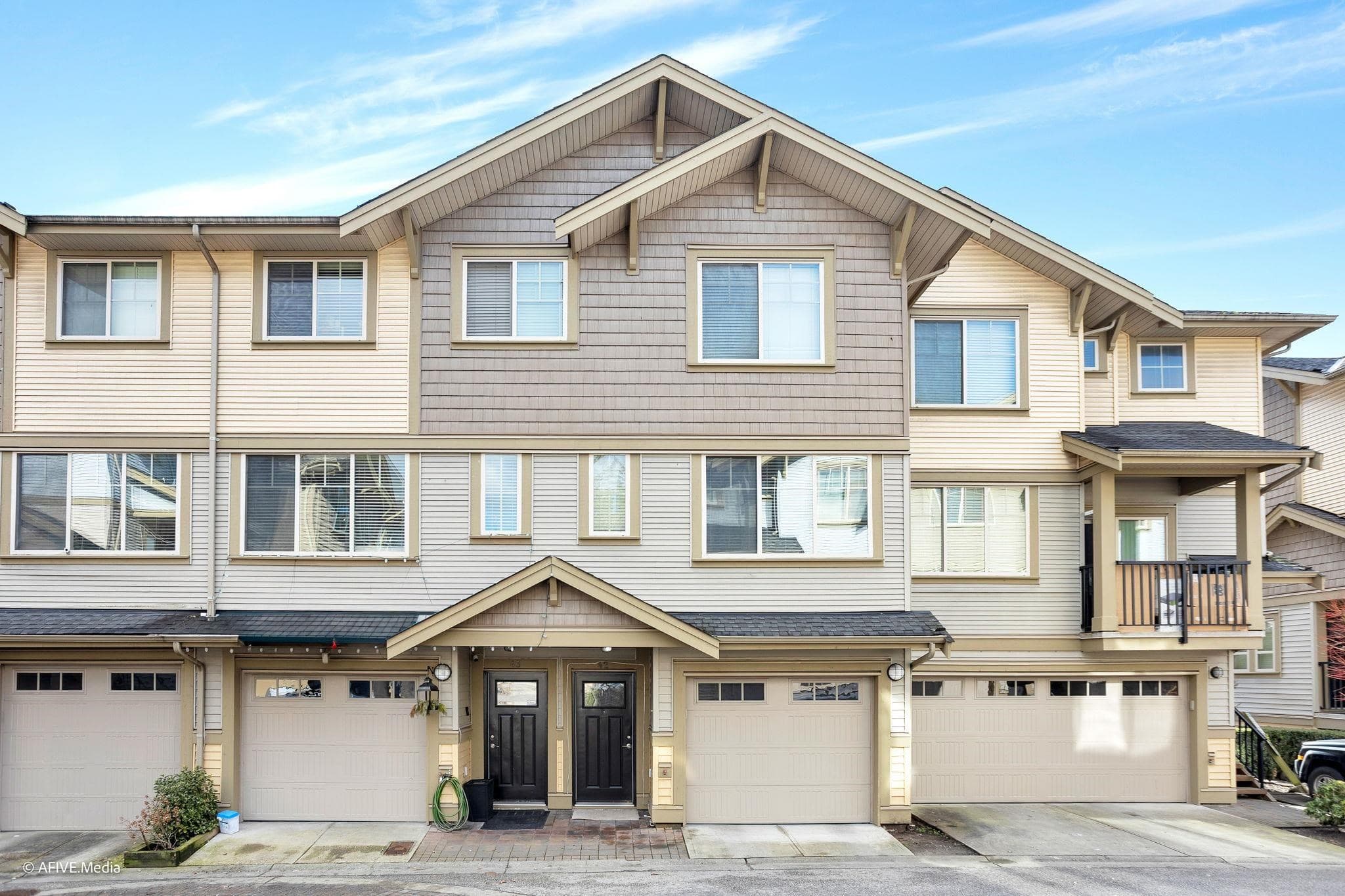 42 - 9533 130a Street, Surrey, V3V 0B8 — photo 2