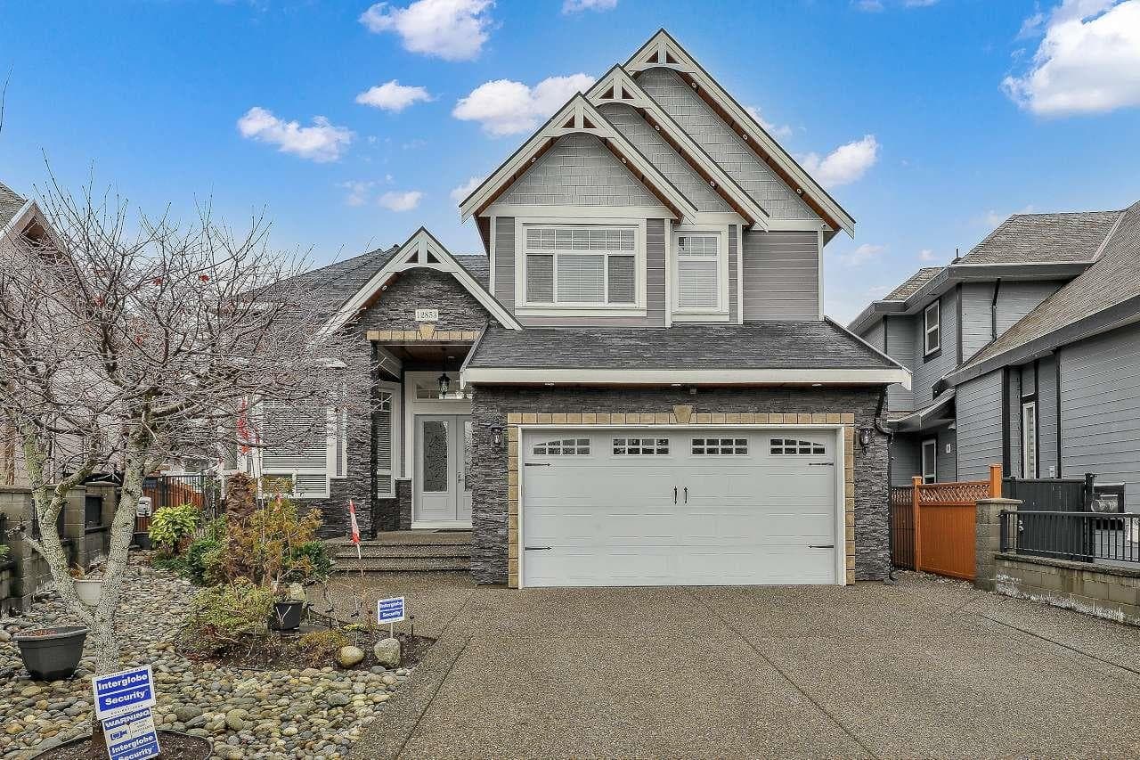 12853 63a Avenue, Surrey, V3X 1S4 — photo 2