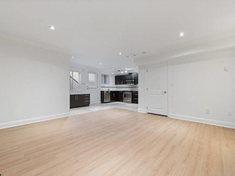Basement Suite - 4352 Carolyn Drive, North Vancouver, V7R 4A6 — photo 2